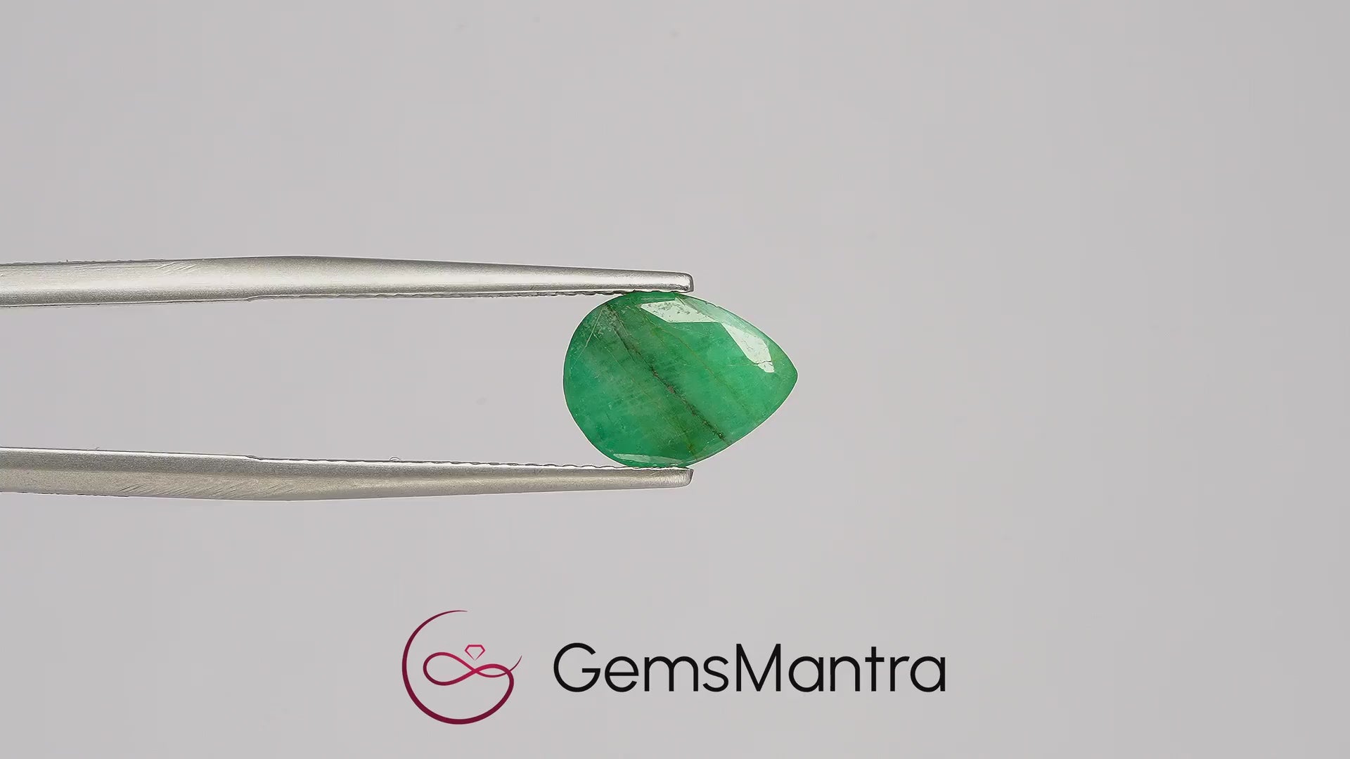 Brazilian Emerald (Panna) – 2.38 Carat / 2.6 Ratti [GM03500]