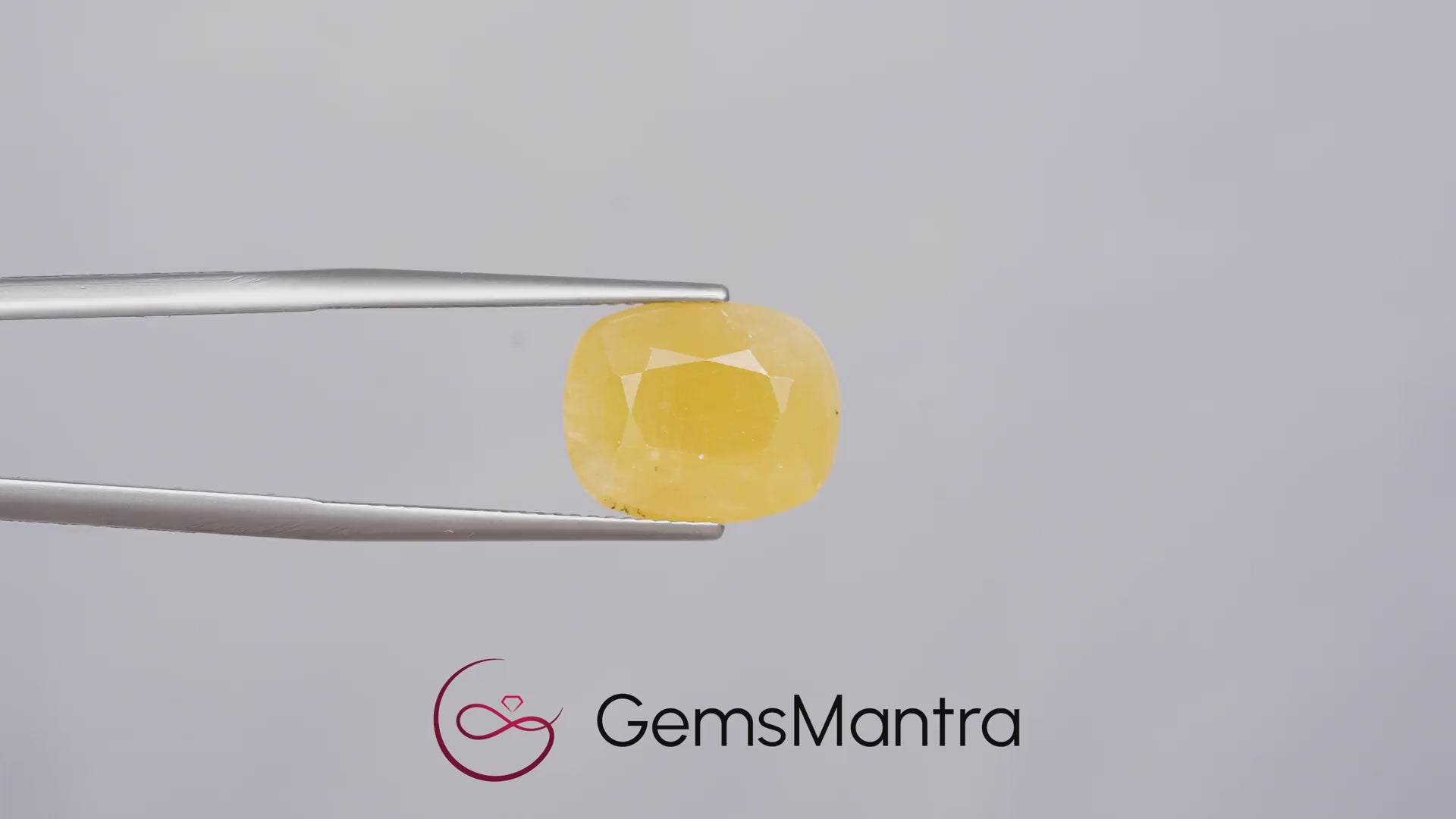 Yellow Sapphire (Pukhraj) – 9.01 Carat / 9.9 Ratti [GM09999]
