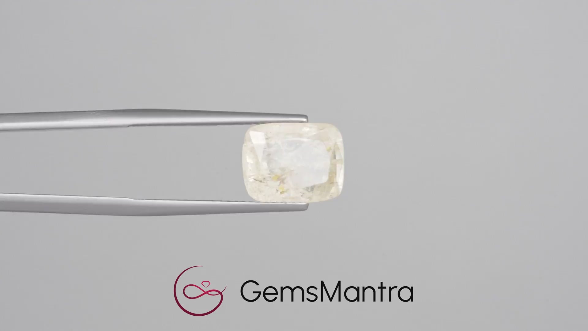 Yellow Sapphire (Pukhraj) – 6.3 Carat / 6.9 Ratti [GM02101]