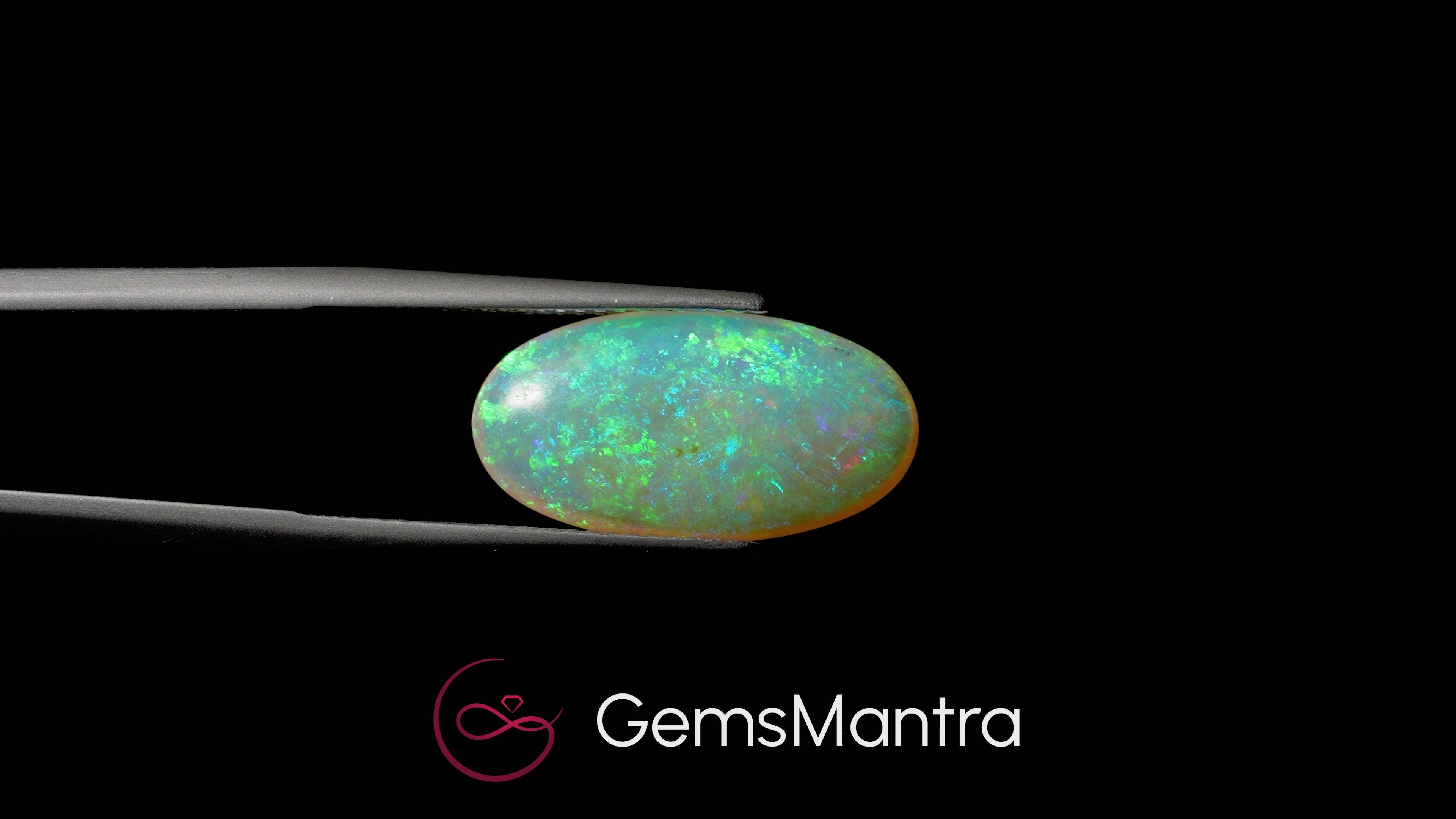 Opal - 4.68 Carats