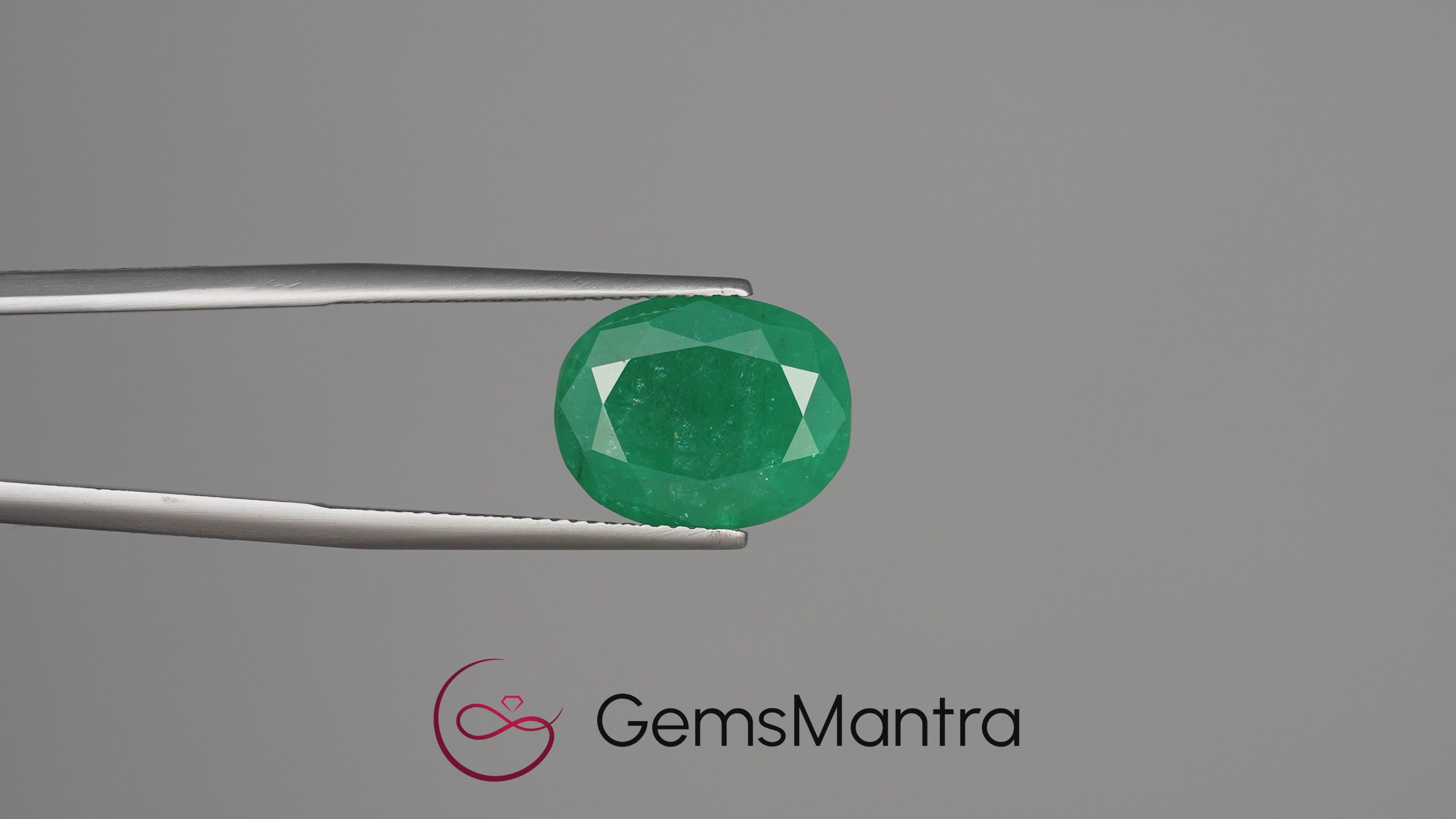 Emerald (Panna) - 5.94 Carats