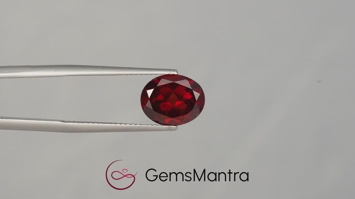 Red Garnet – 4.19 Carat / 4.6 Ratti [GM09889]