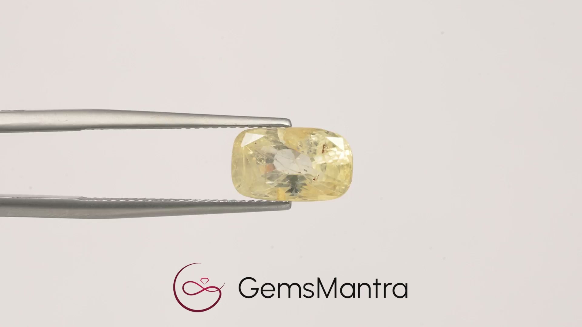 Yellow Sapphire (Pukhraj) – 4.62 Carat / 5.1 Ratti [GM08074]