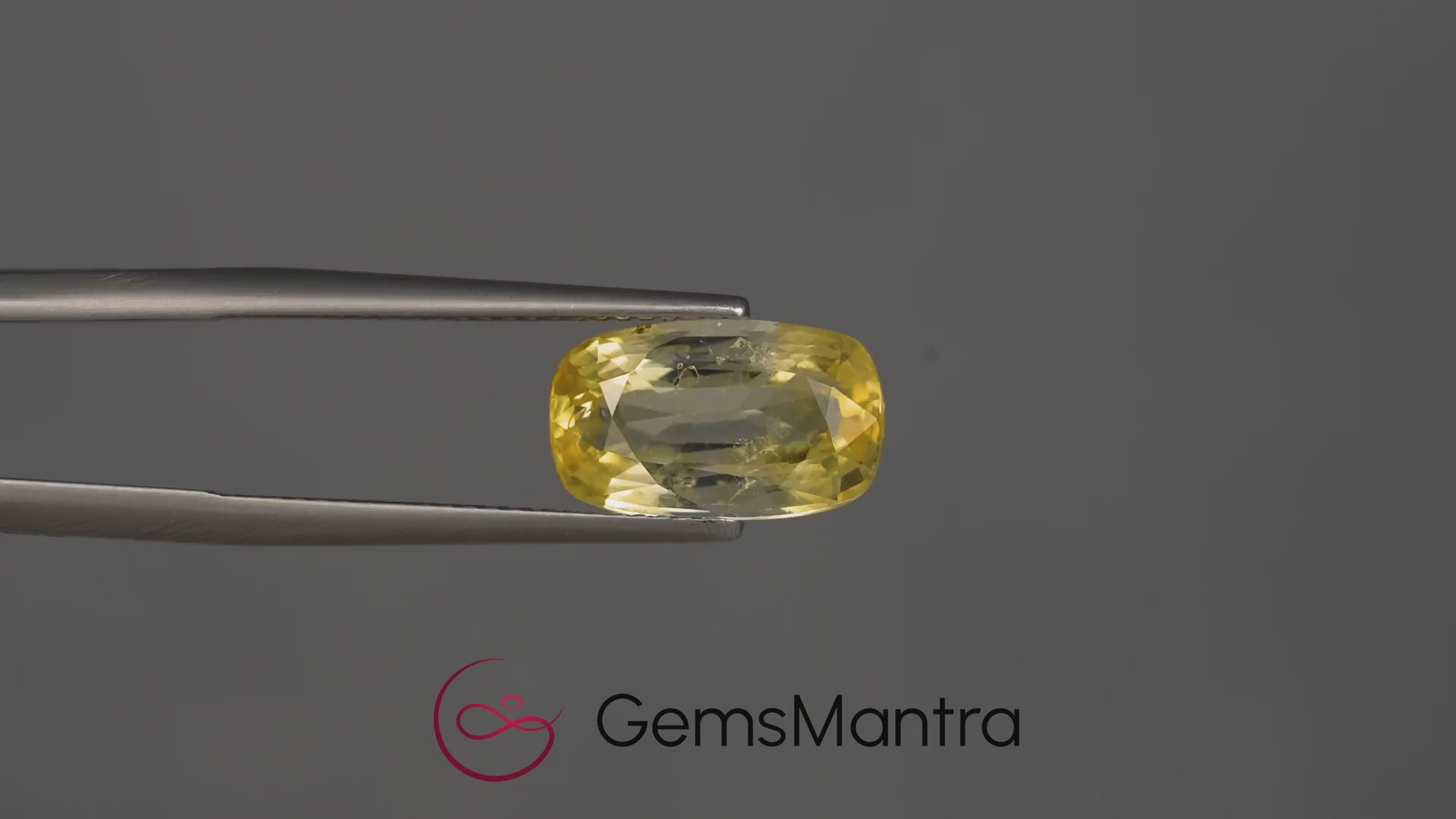 Yellow Sapphire - 4.87 Carats
