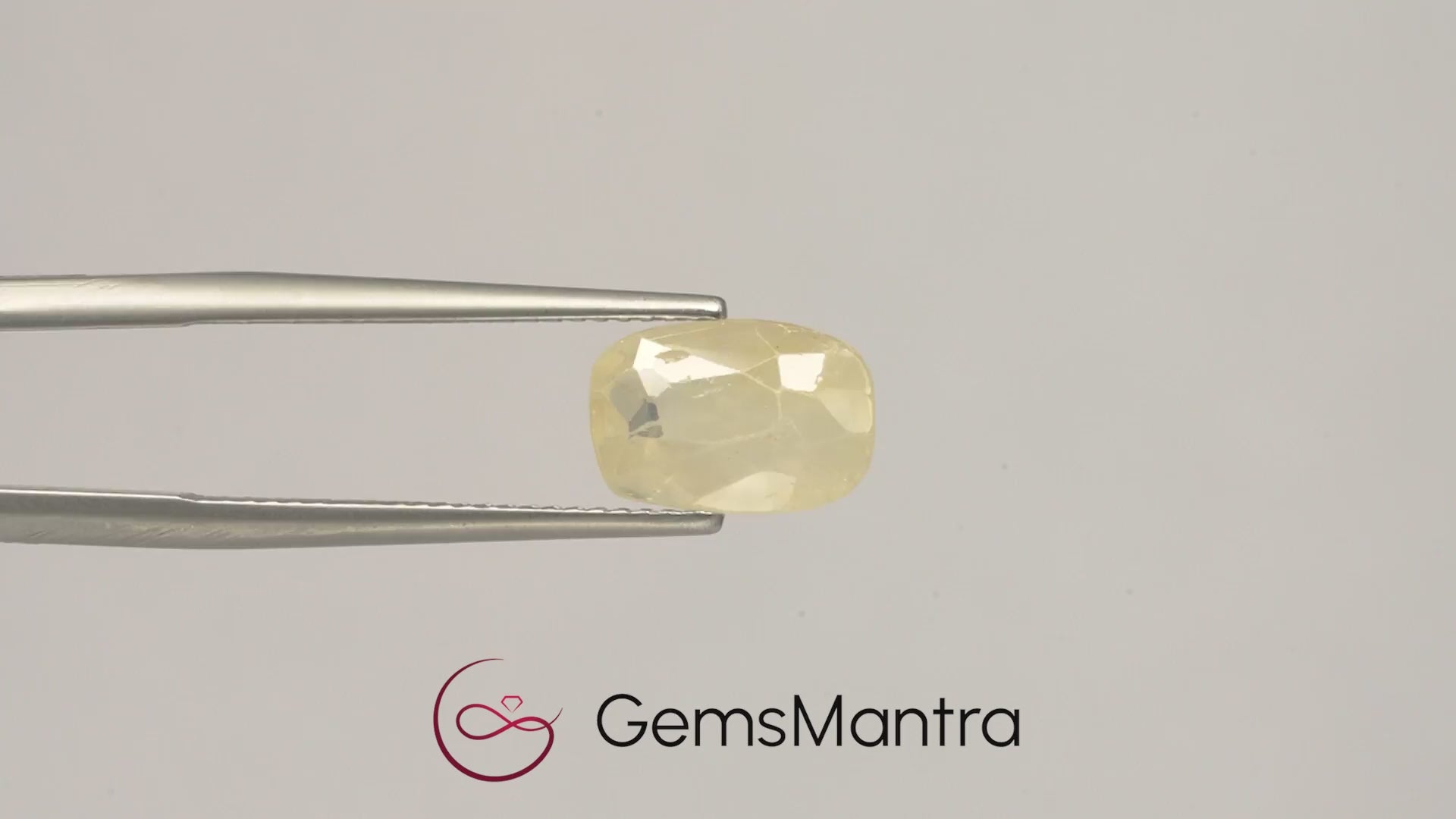 Yellow Sapphire (Pukhraj) – 3.82 Carat / 4.2 Ratti [GM03305]