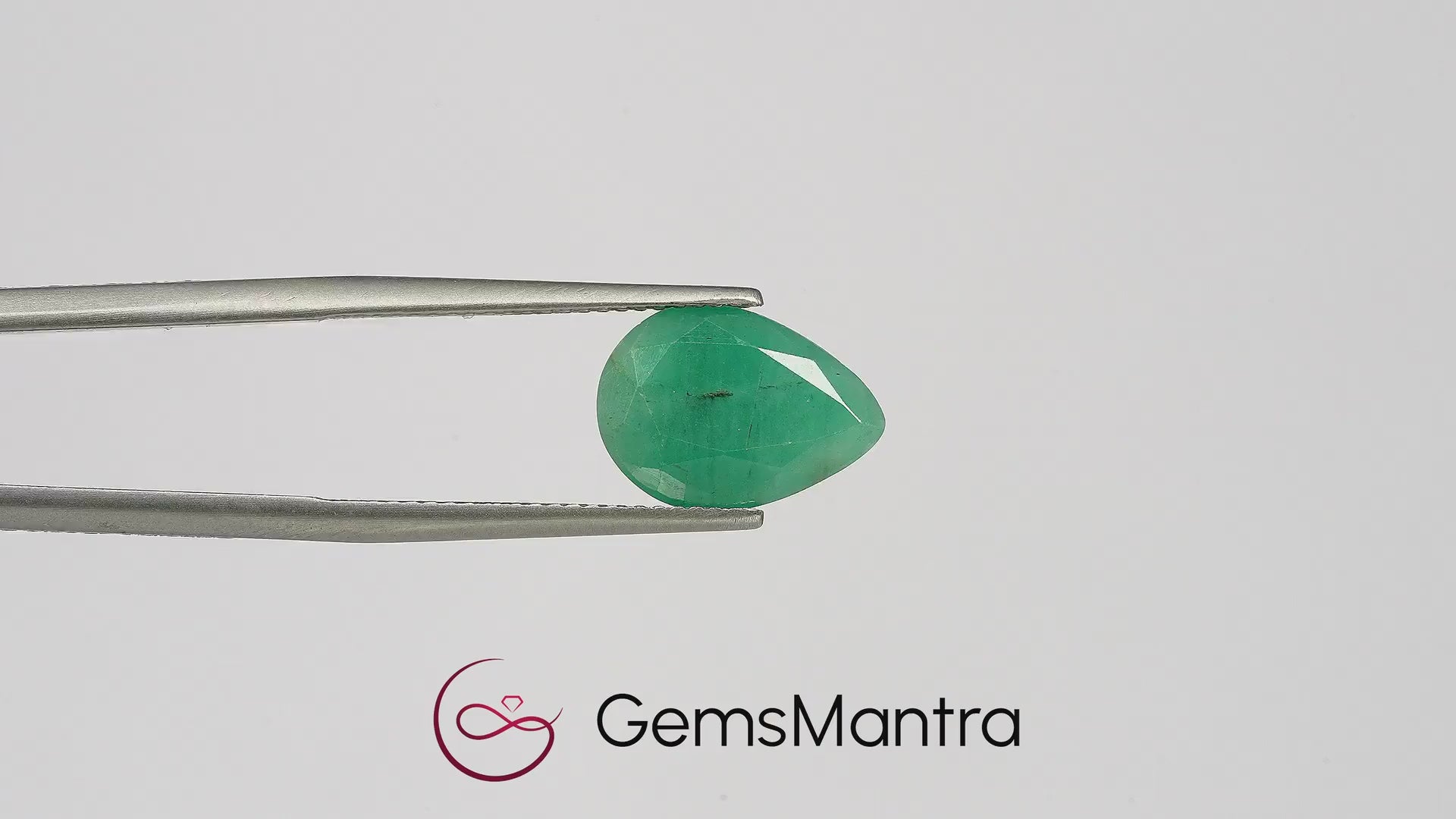 Brazilian Emerald (Panna) – 5.02 Carat / 5.5 Ratti [GM03422]