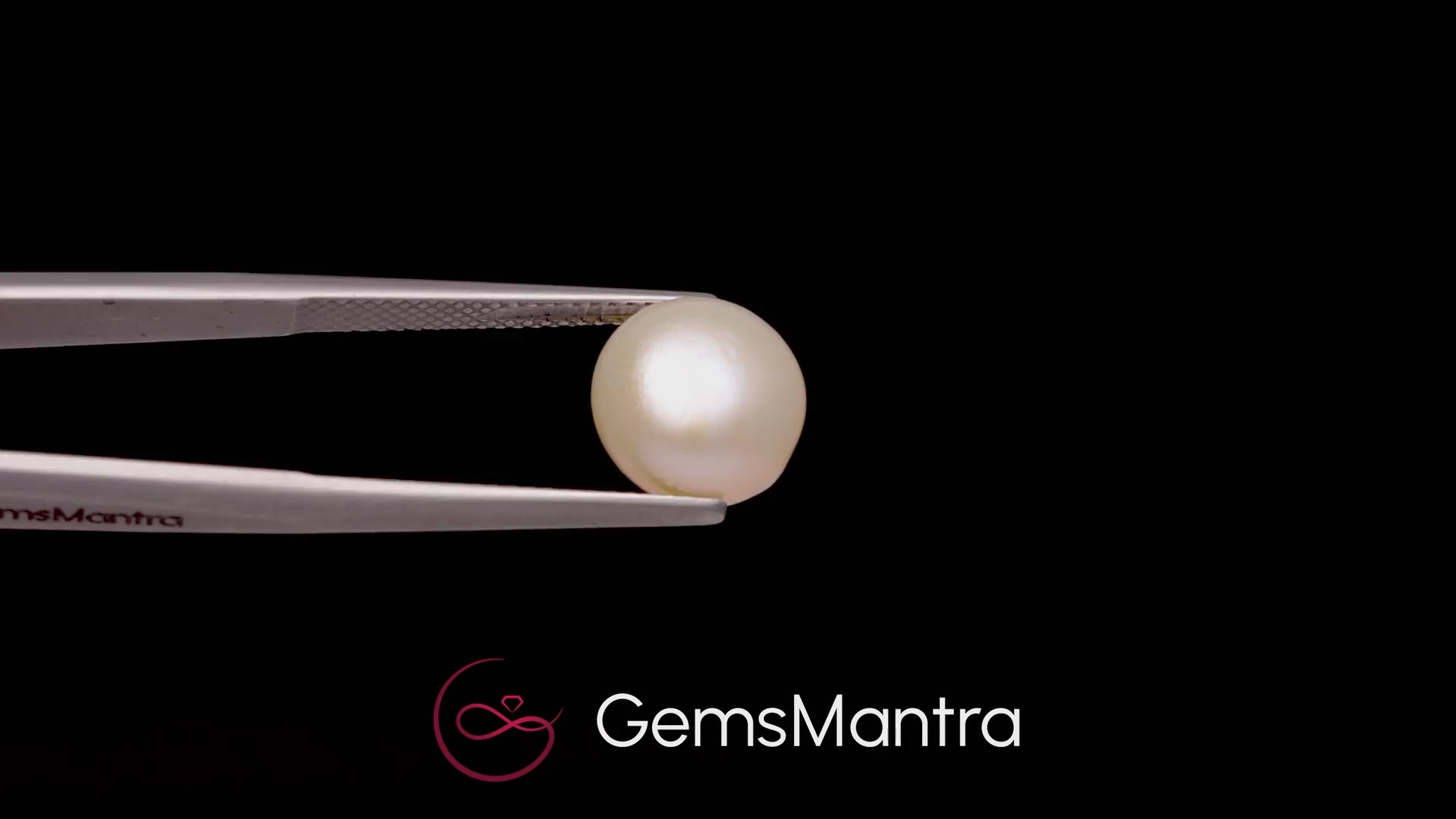Pearl (Moti) – 6.05 Carat / 6.7 Ratti [GM09634]