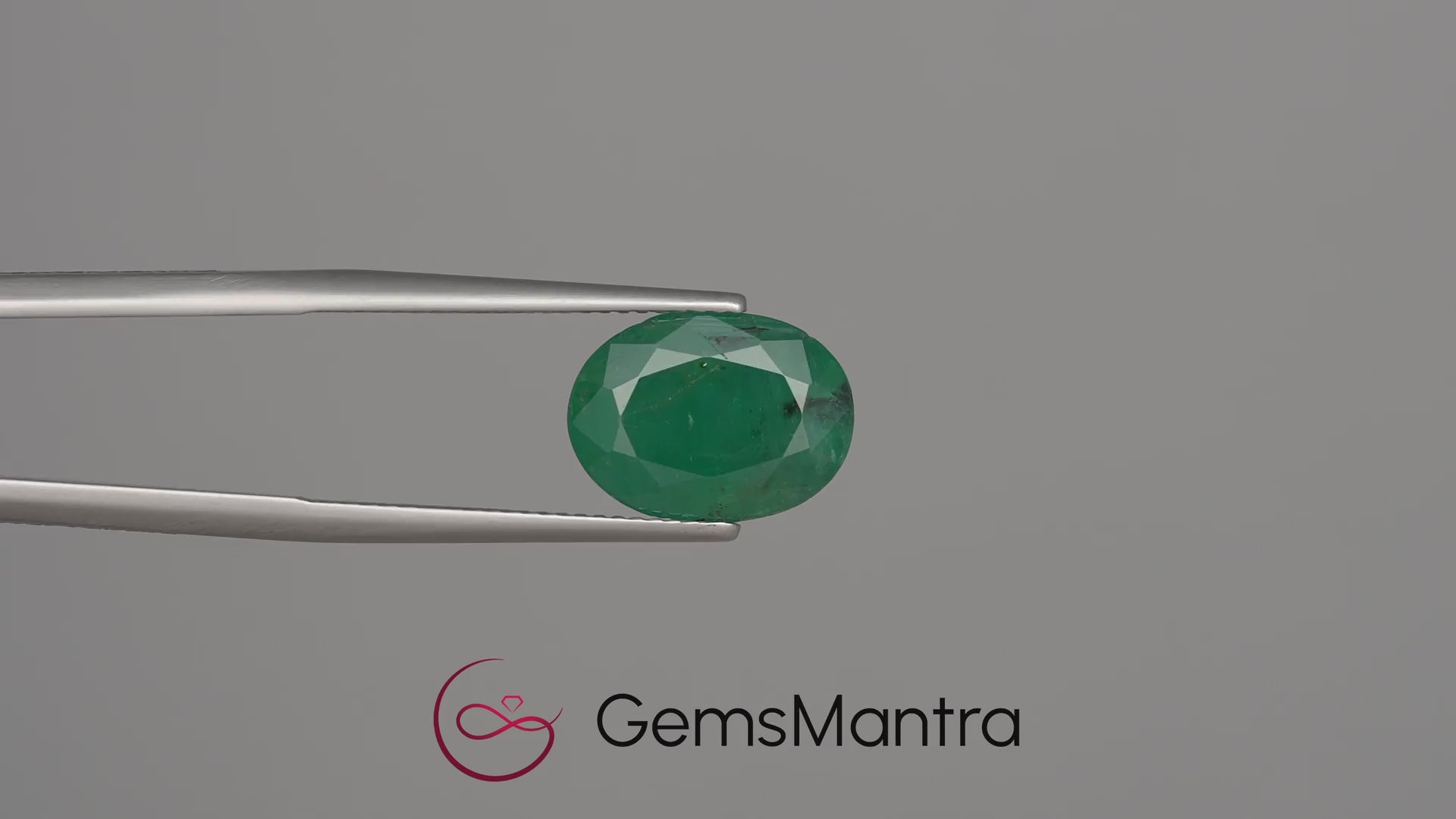 Emerald (Panna) - 5.57 Carats