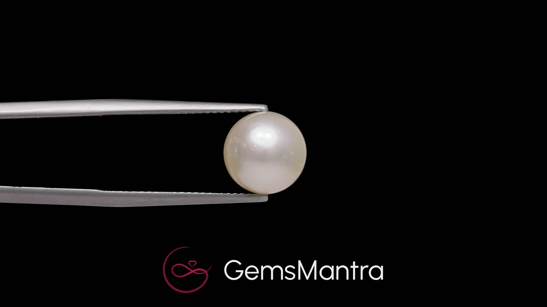 Pearl (Moti) – 4.9 Carat / 5.4 Ratti [GM09695]