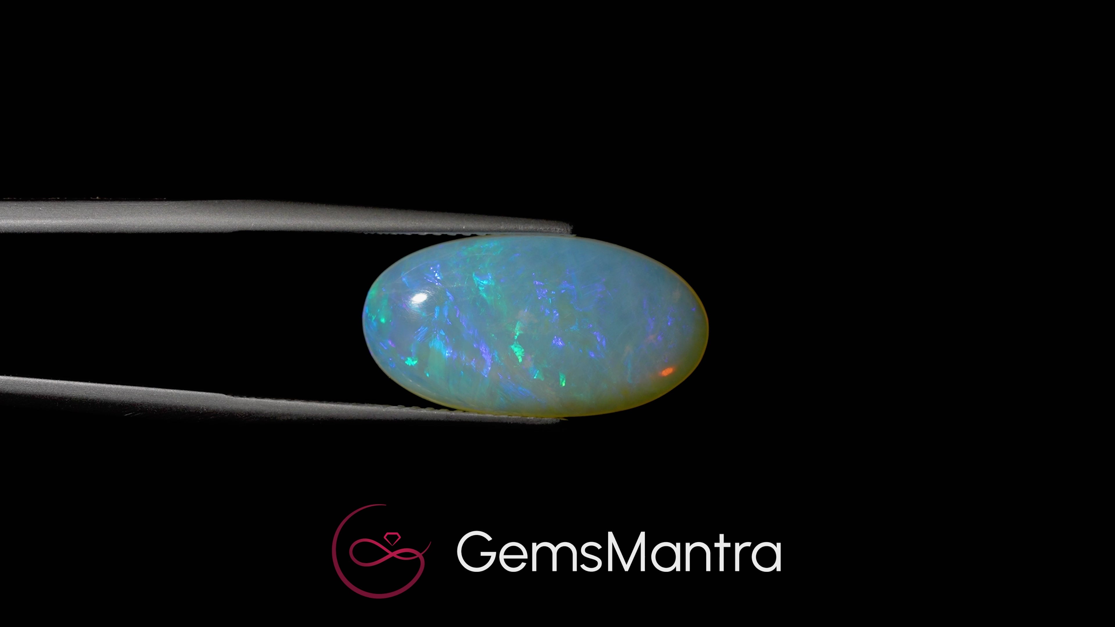 Opal - 6.9 Carats