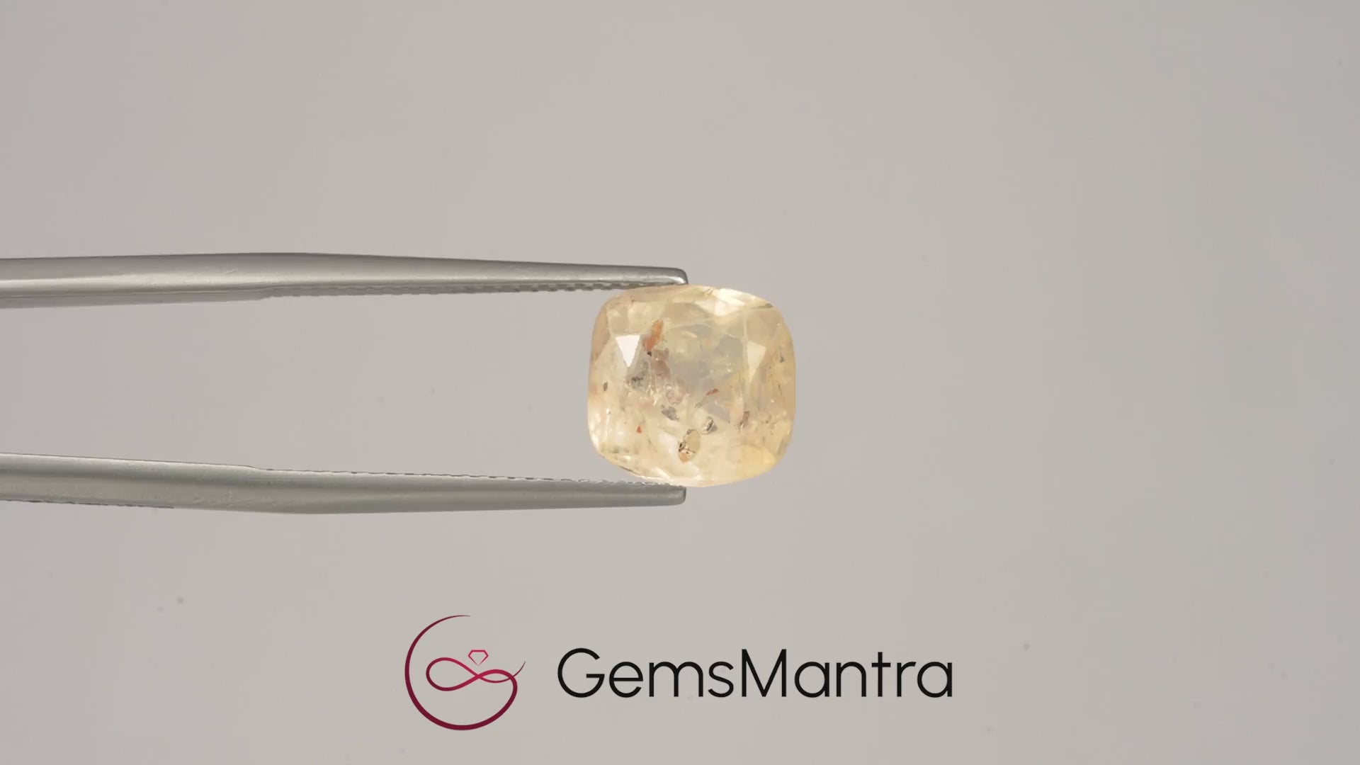 Yellow Sapphire (Pukhraj) – 4.81 Carat / 5.3 Ratti [GM03711]