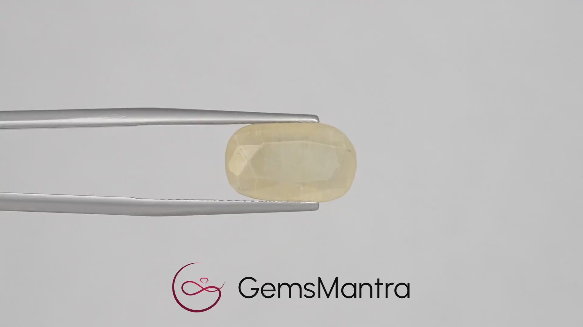 Yellow Sapphire (Pukhraj) – 10.51 Carat / 11.6 Ratti [GM02213]