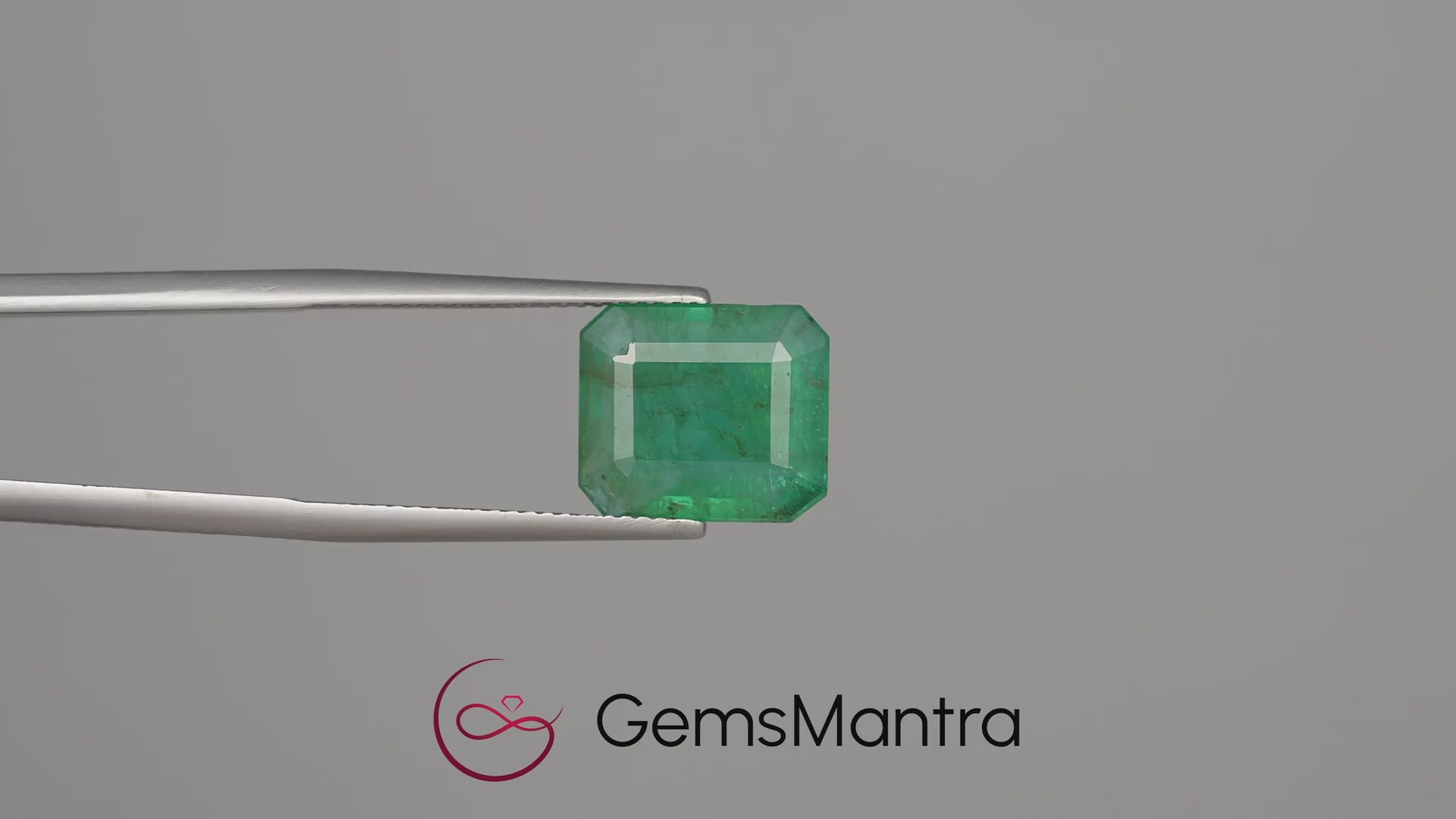 Emerald (Panna) - 5.32 Carats