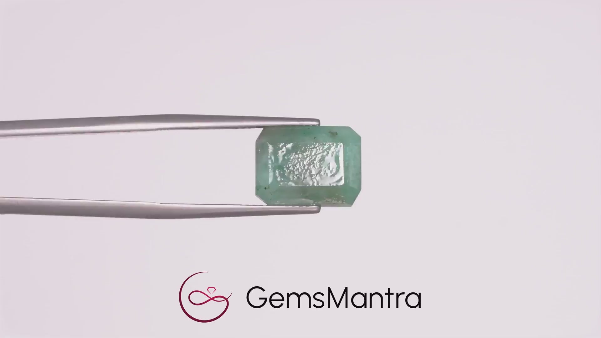 Emerald (Panna) – 7.56 Carat / 8.3 Ratti [GM02890]