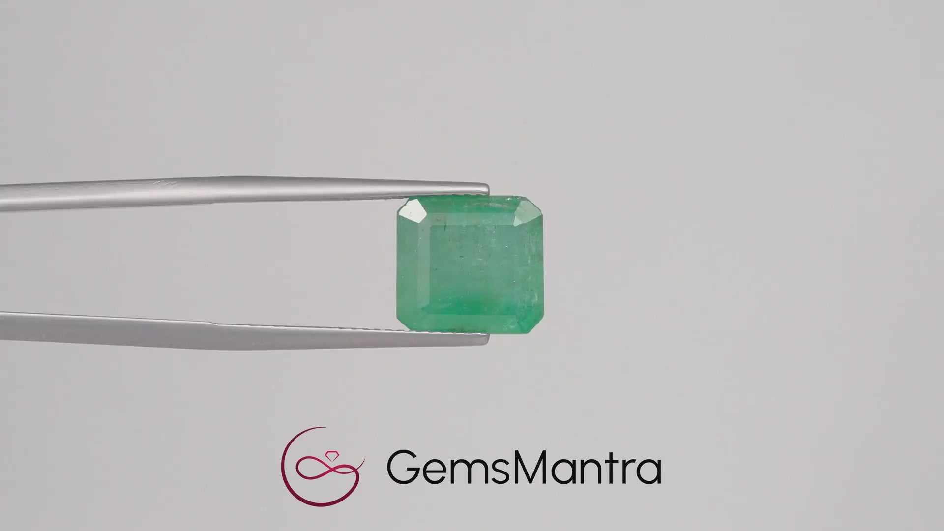 Emerald (Panna) – 4.97 Carat / 5.5 Ratti – Zambia [GM02311]