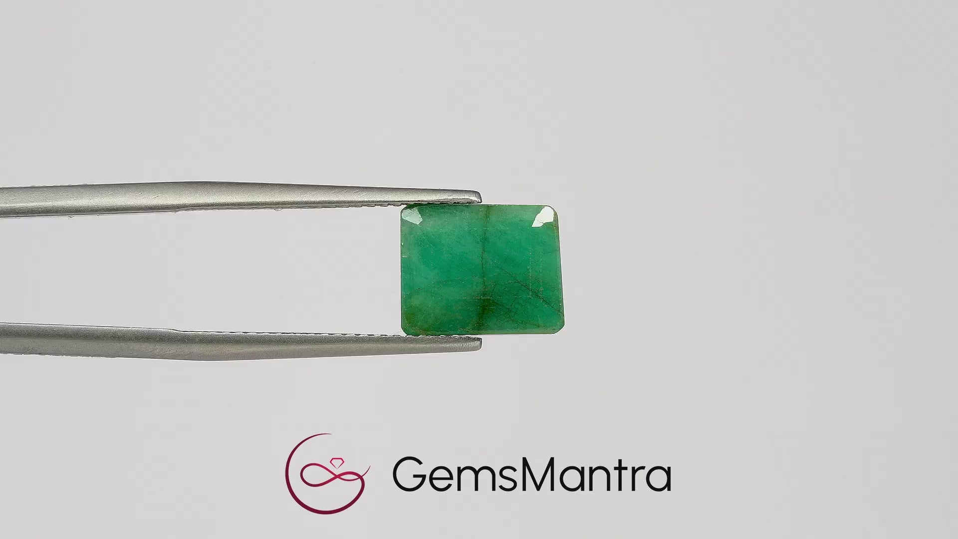 Brazilian Emerald (Panna) – 5.08 Carat / 5.6 Ratti [GM03423]