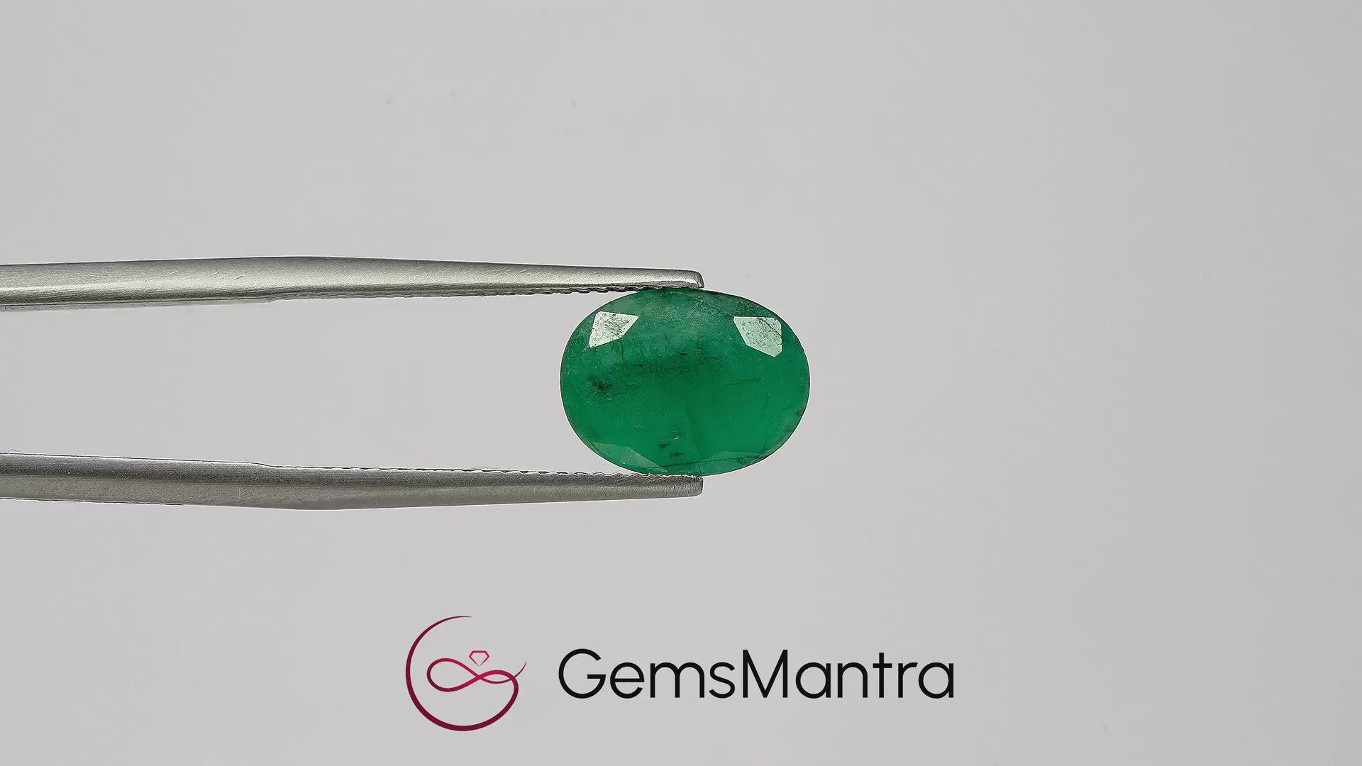 Brazilian Emerald (Panna) – 3.98 Carat / 4.4 Ratti [GM03533]