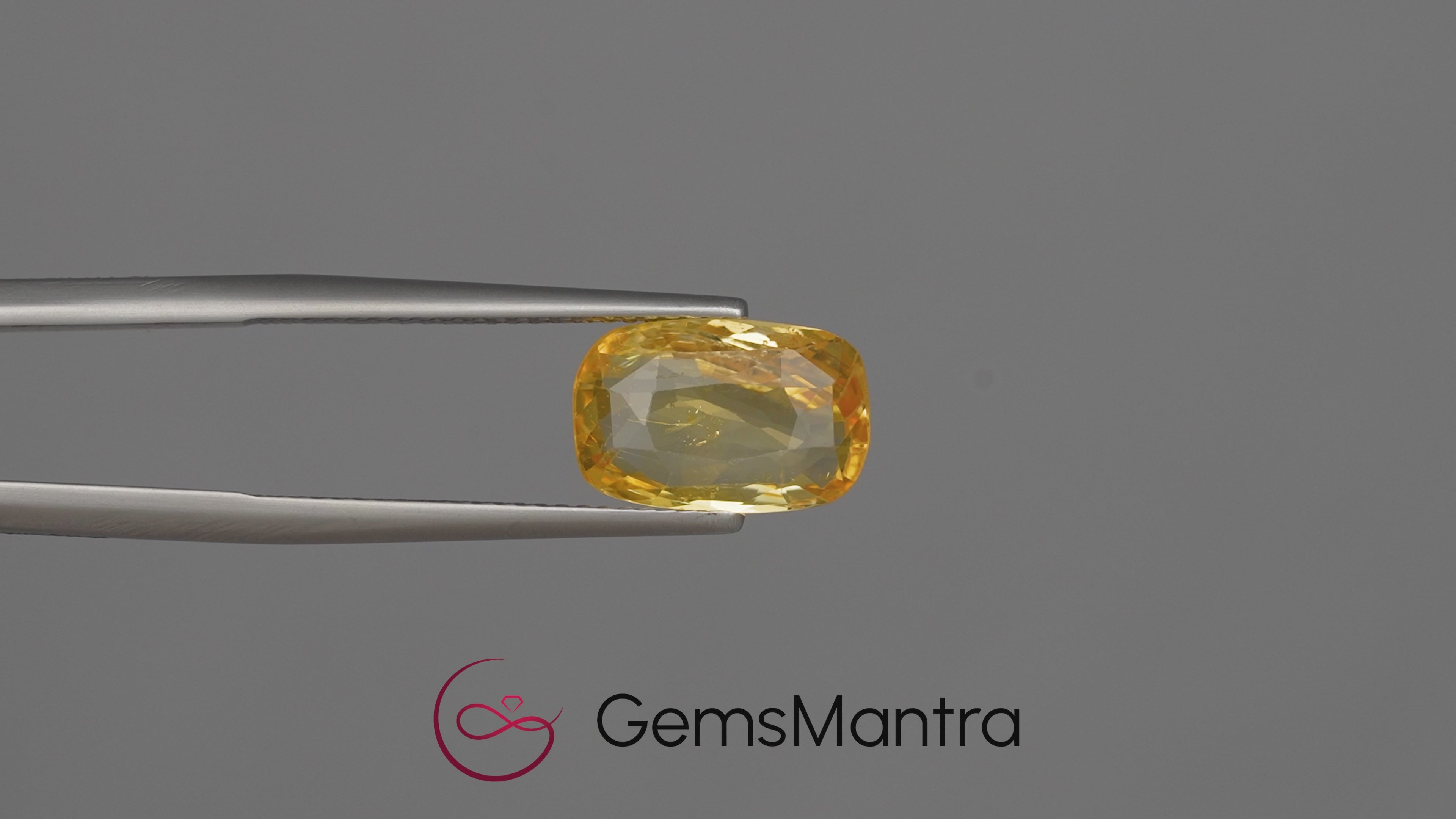 Yellow Sapphire - 4.54 Carats