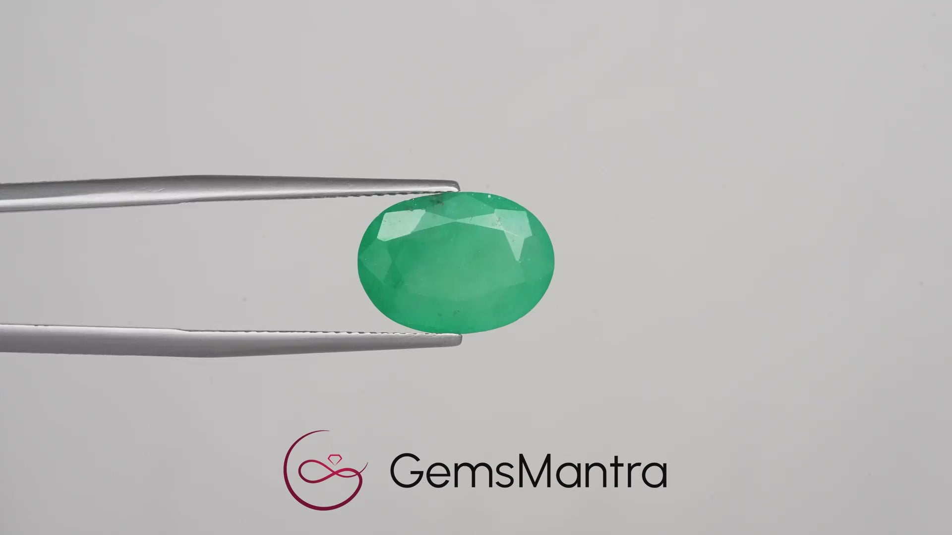 Emerald (Panna) – 5.05 Carat / 5.6 Ratti [GM09597]