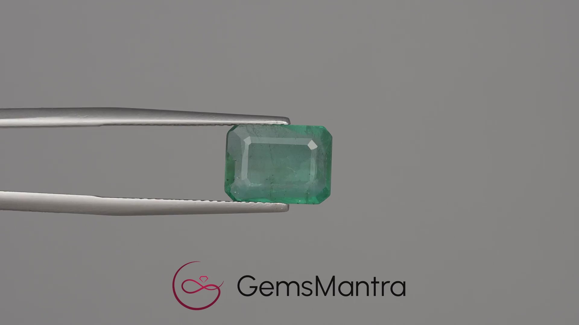 Emerald (Panna) - 3.57 Carats