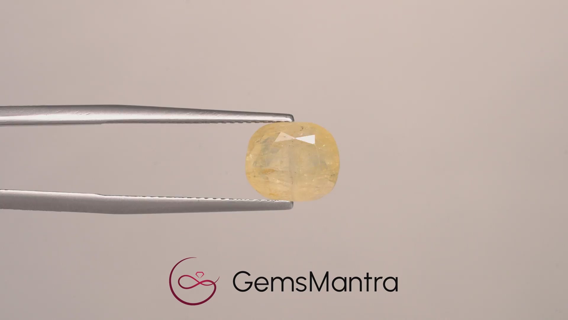 Yellow Sapphire - 5.51 Carats