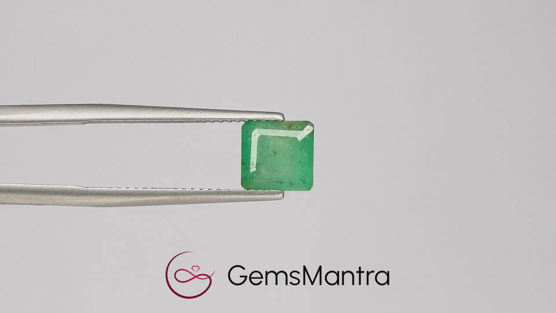 Brazilian Emerald (Panna) – 2.04 Carat / 2.2 Ratti [GM03540]