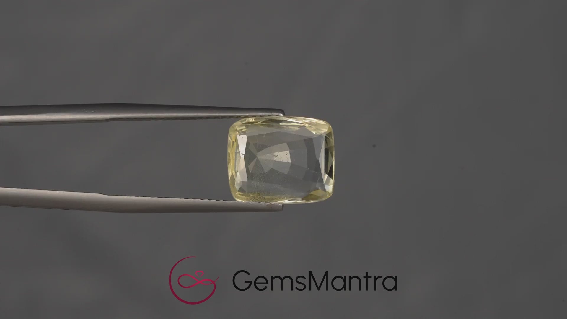 Yellow Sapphire - 5.63 Carats