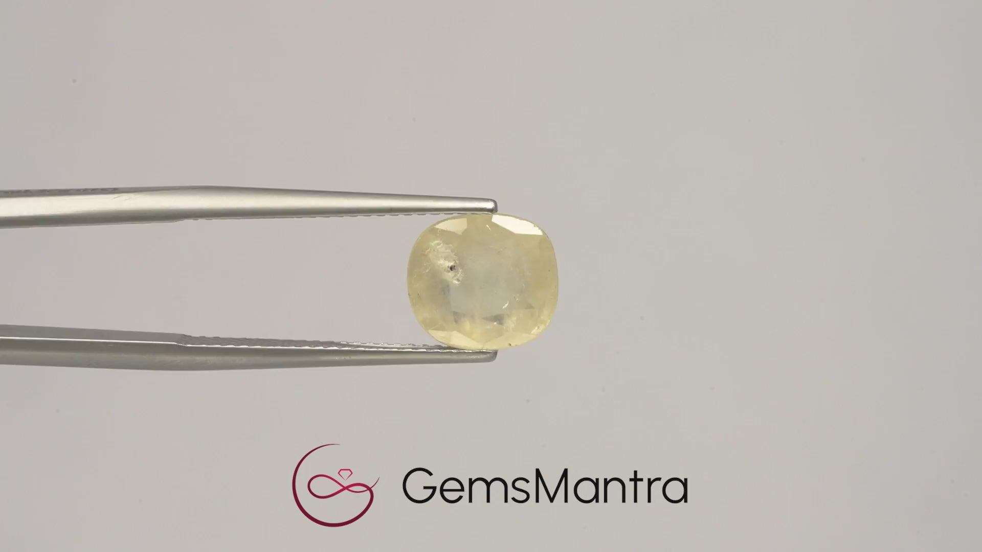 Yellow Sapphire (Pukhraj) – 3.82 Carat / 4.2 Ratti [GM03297]