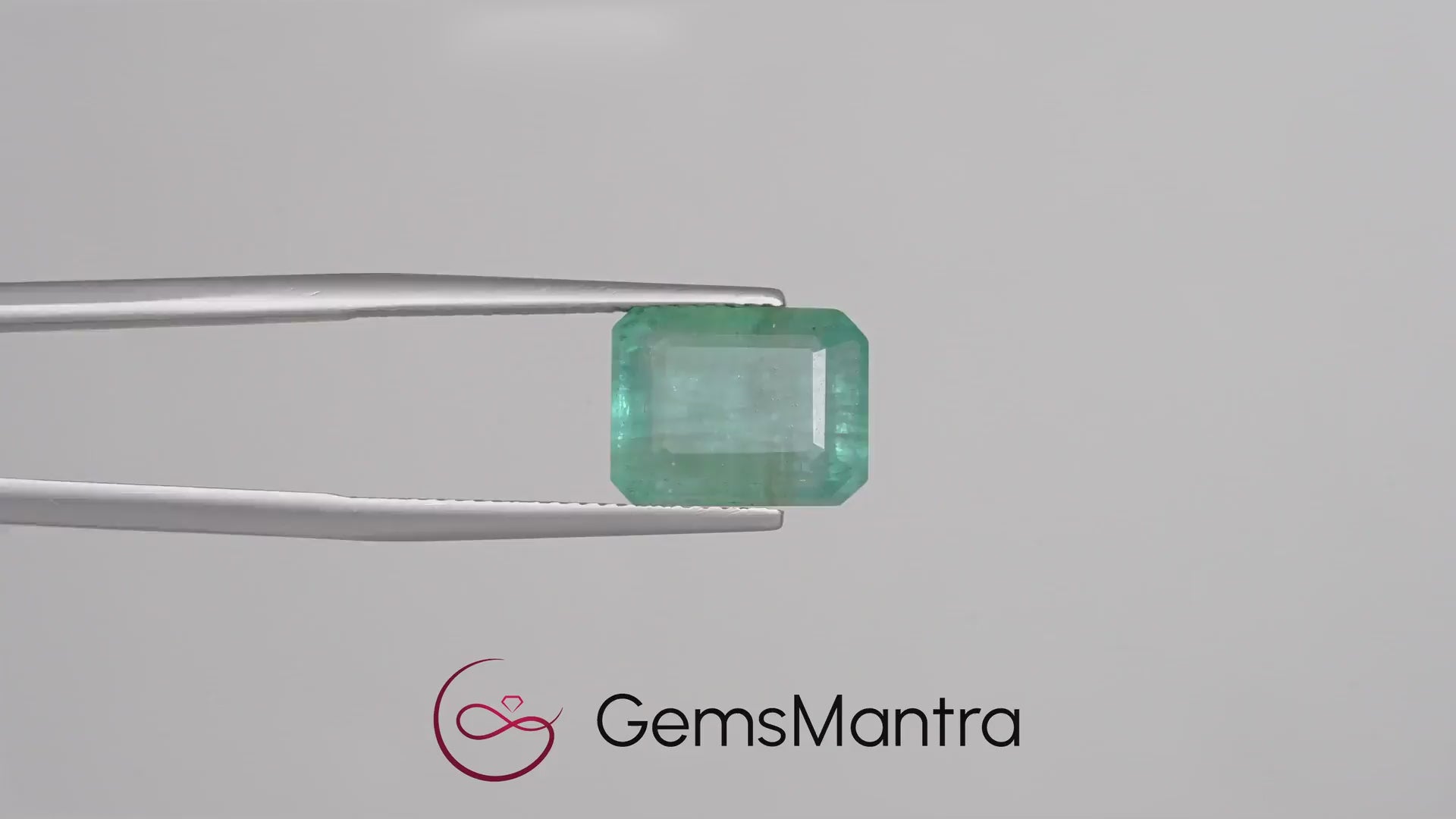 Emerald (Panna) – 6.32 Carat / 7 Ratti [GM02237]