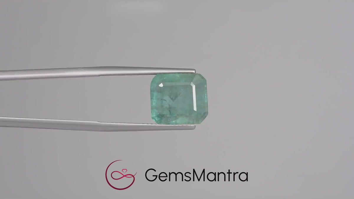 Emerald - 8 Carats
