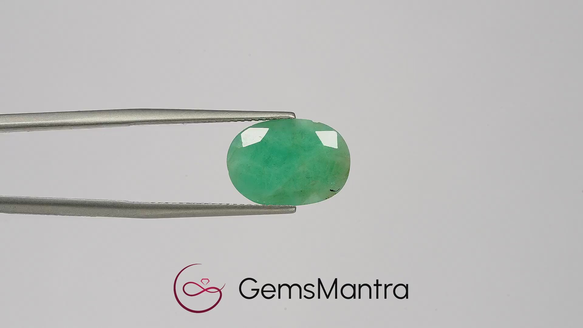 Brazilian Emerald (Panna) – 6.26 Carat / 6.9 Ratti [GM03459]