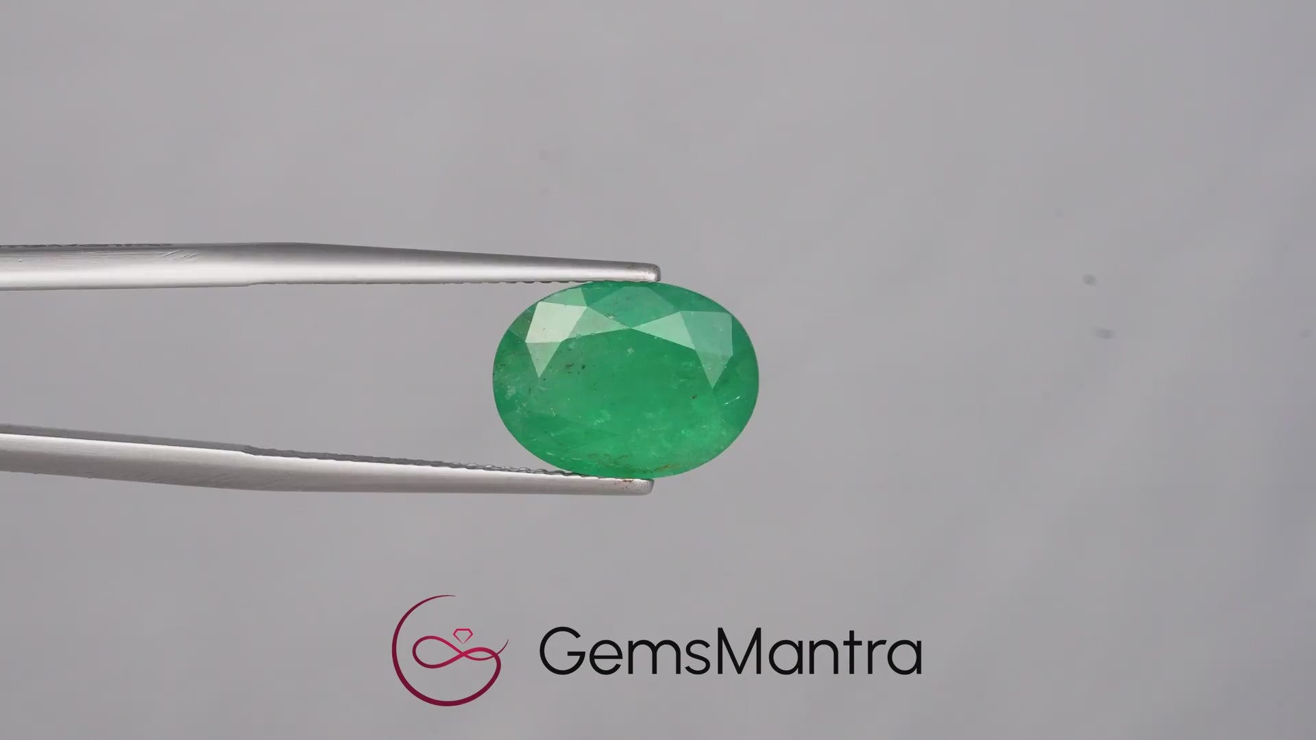 Emerald (Panna) – 5.63 Carat / 6.2 Ratti [GM09855]