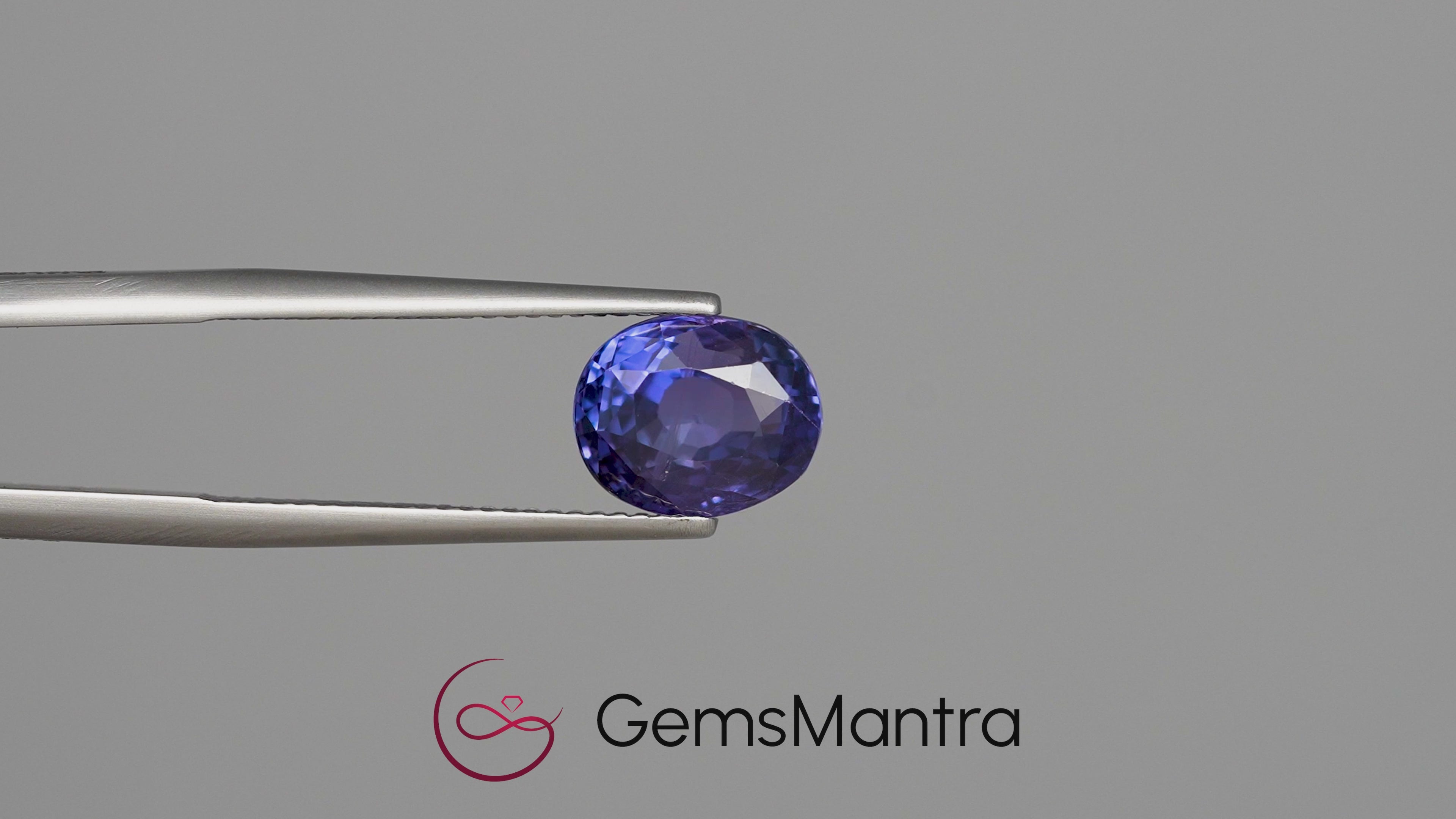 Blue Sapphire - 4.56 Carats