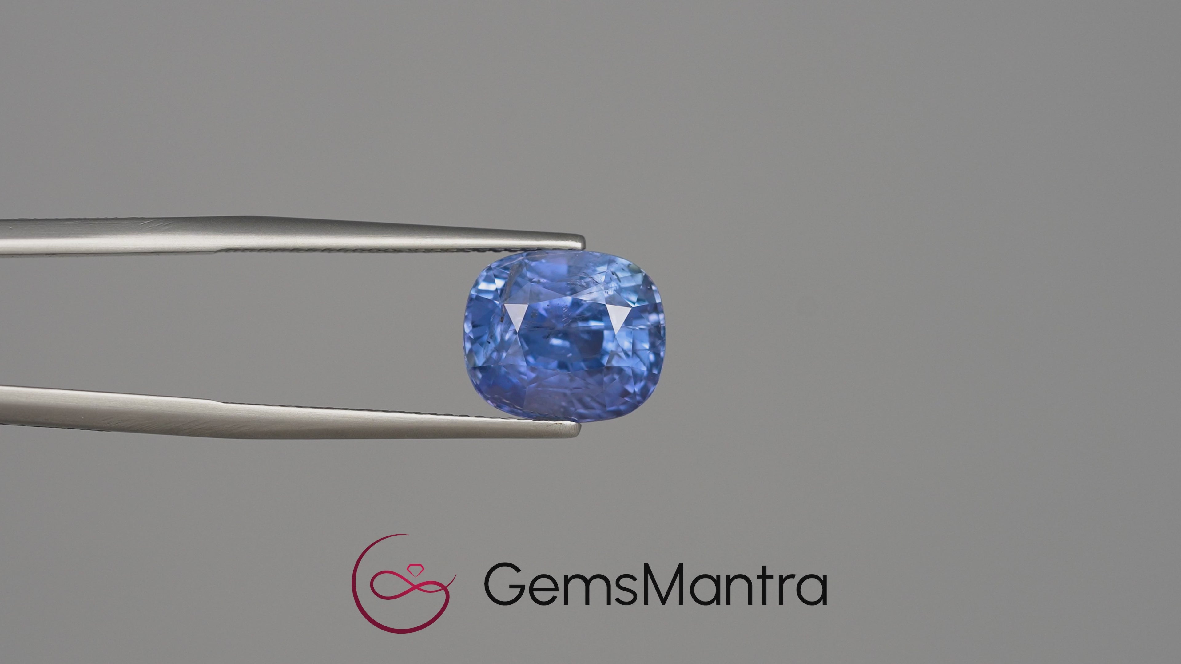 Blue Sapphire - 7.68 Carats