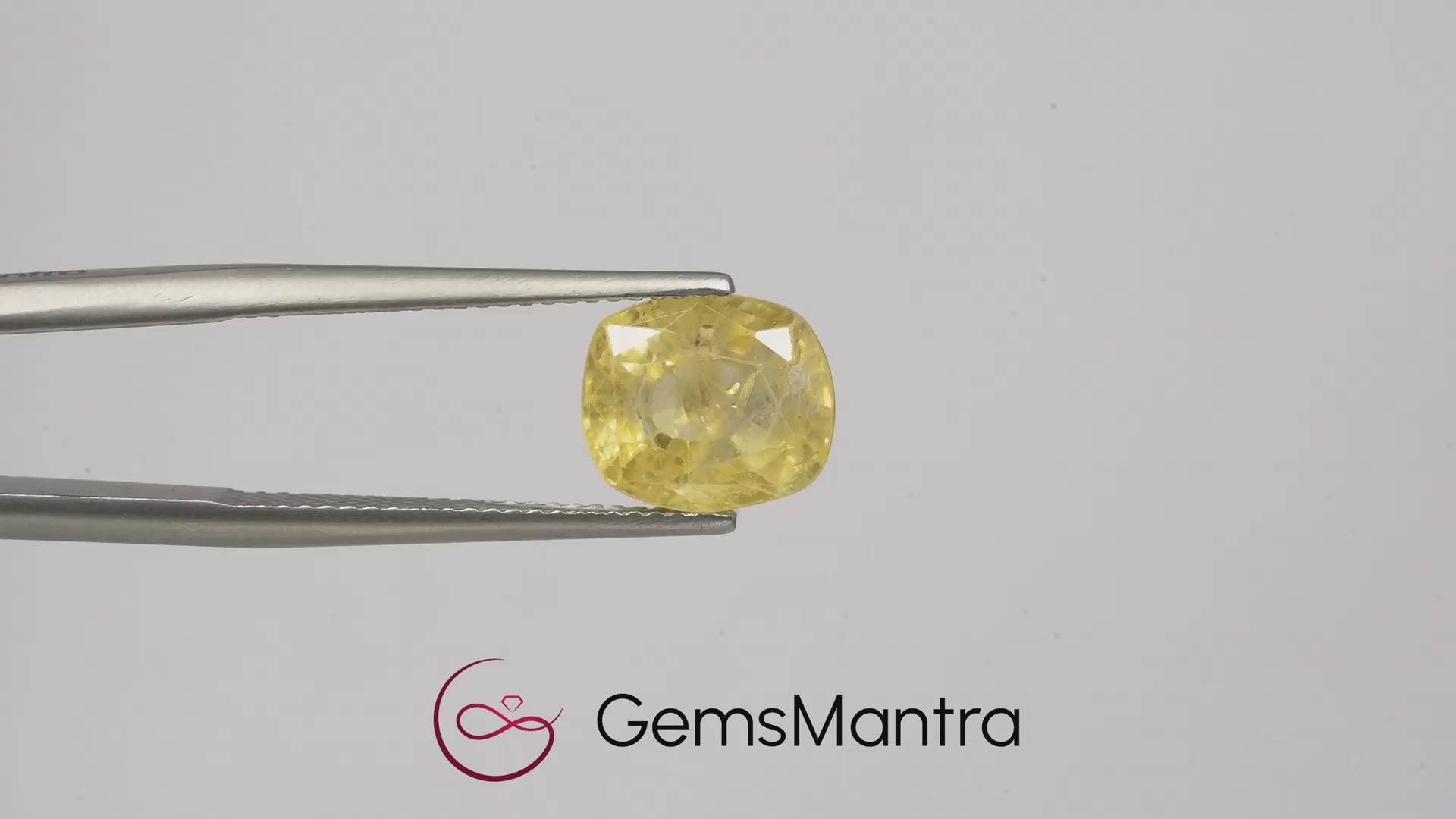 Yellow Sapphire (Pukhraj) – 4.62 Carat / 5.1 Ratti [GM08044]