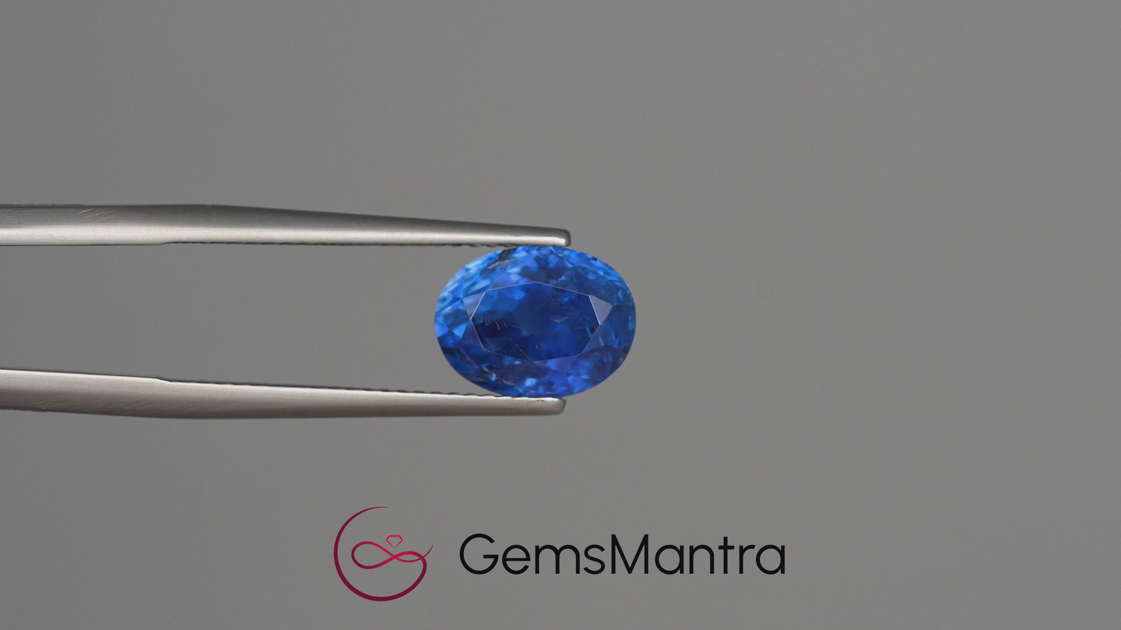 Blue Sapphire - 4.23 Carats