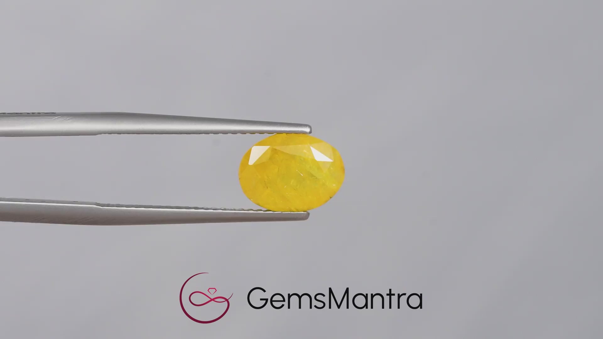 Yellow Sapphire (Pukhraj) – 4.18 Carat / 4.6 Ratti [GM10025]