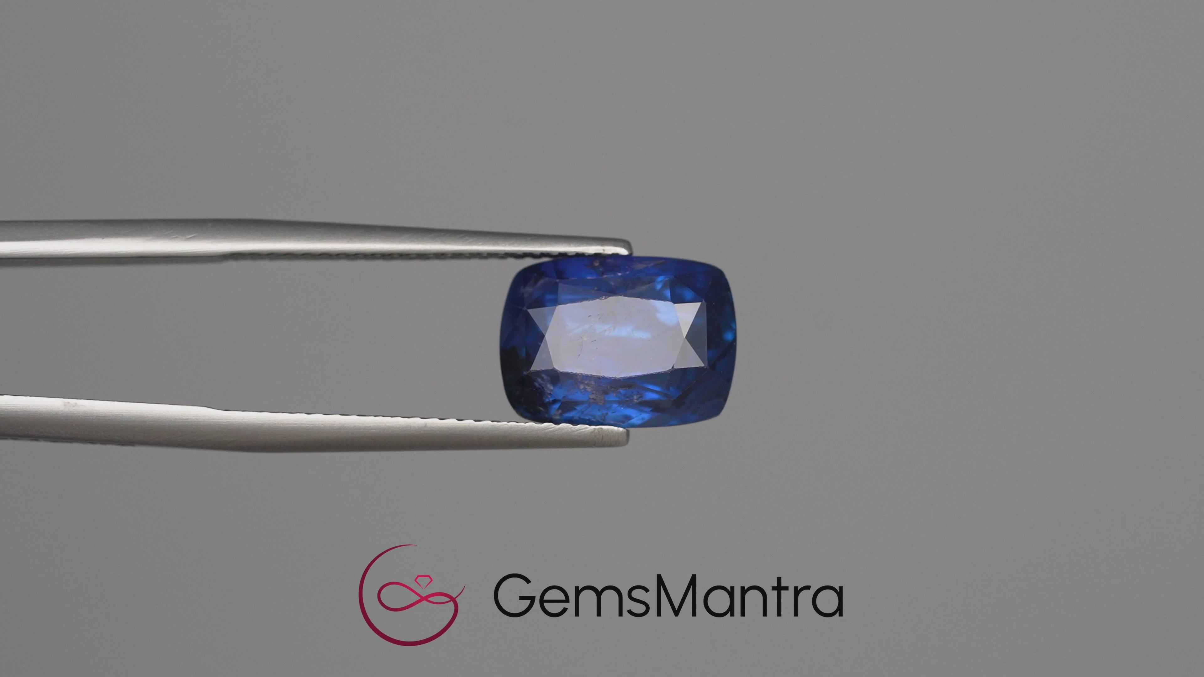 Blue Sapphire - 6.42 Carats