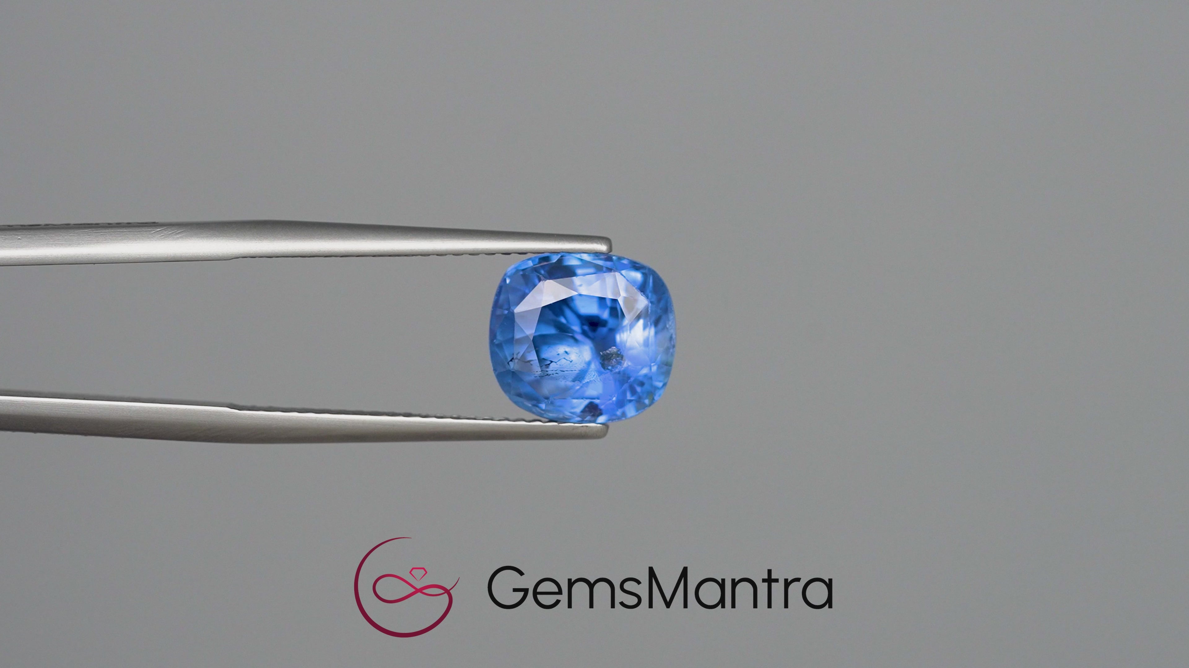 Blue Sapphire - 4.85 Carats