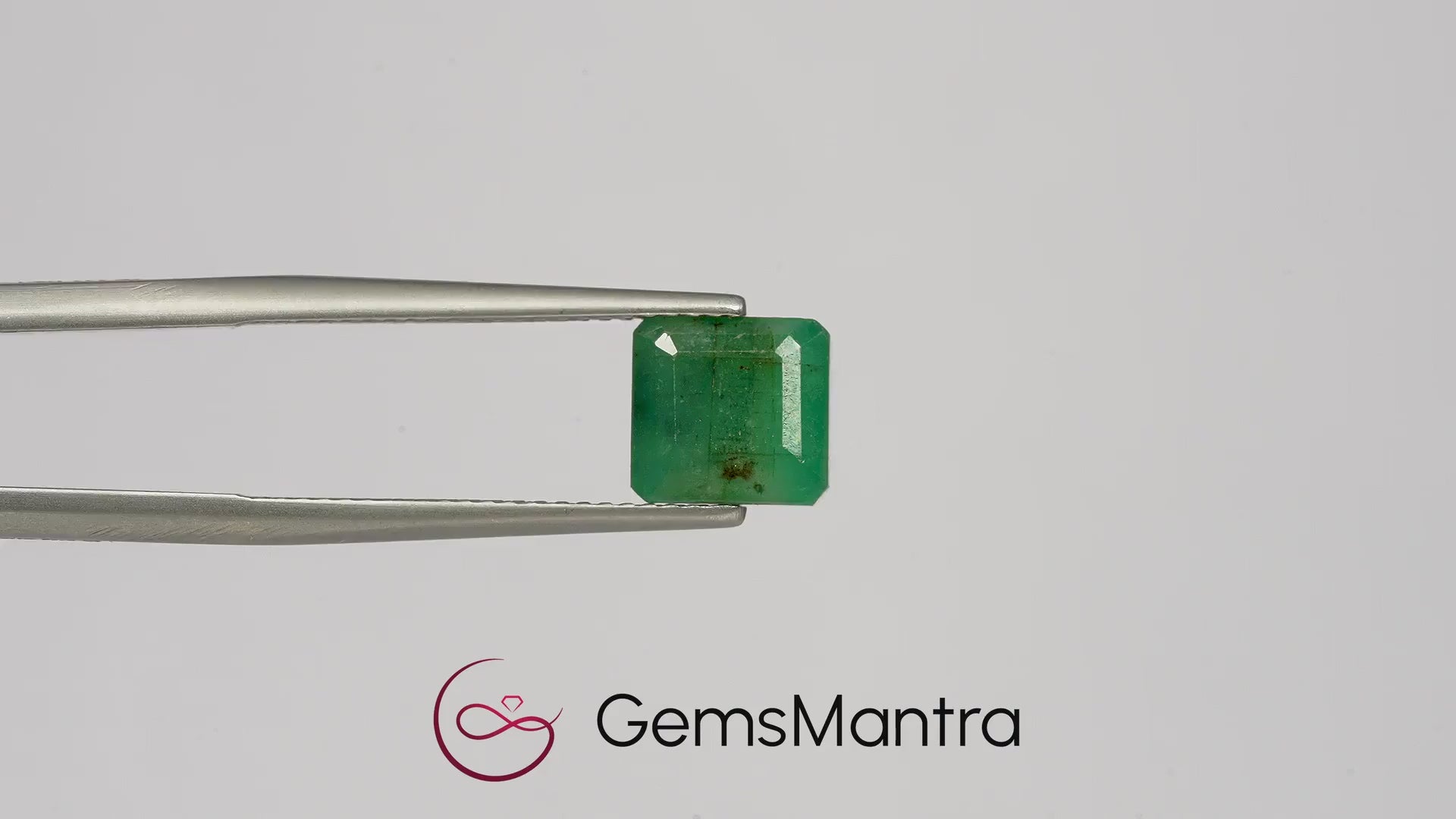 Brazilian Emerald (Panna) – 3.71 Carat / 4.1 Ratti [GM03504]