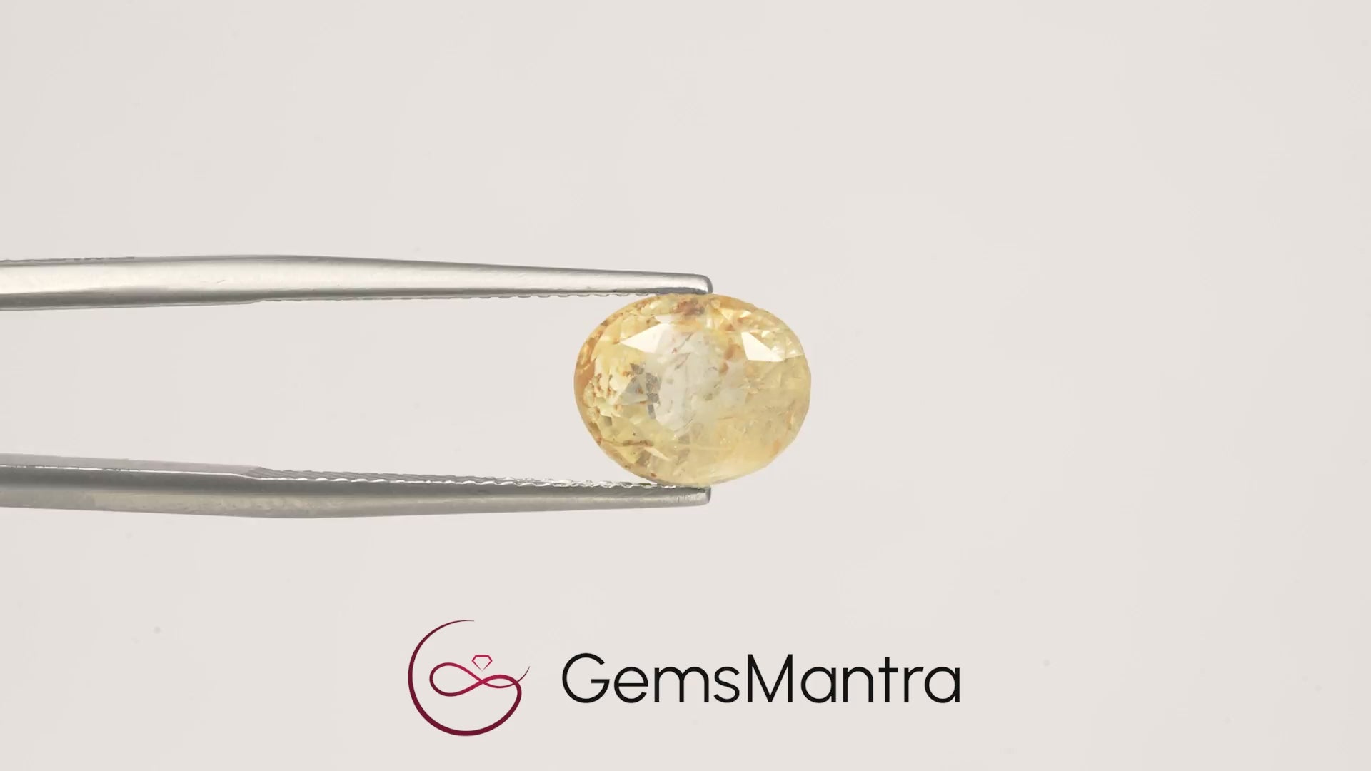 Yellow Sapphire (Pukhraj) – 5.85 Carat / 6.4 Ratti [R043]