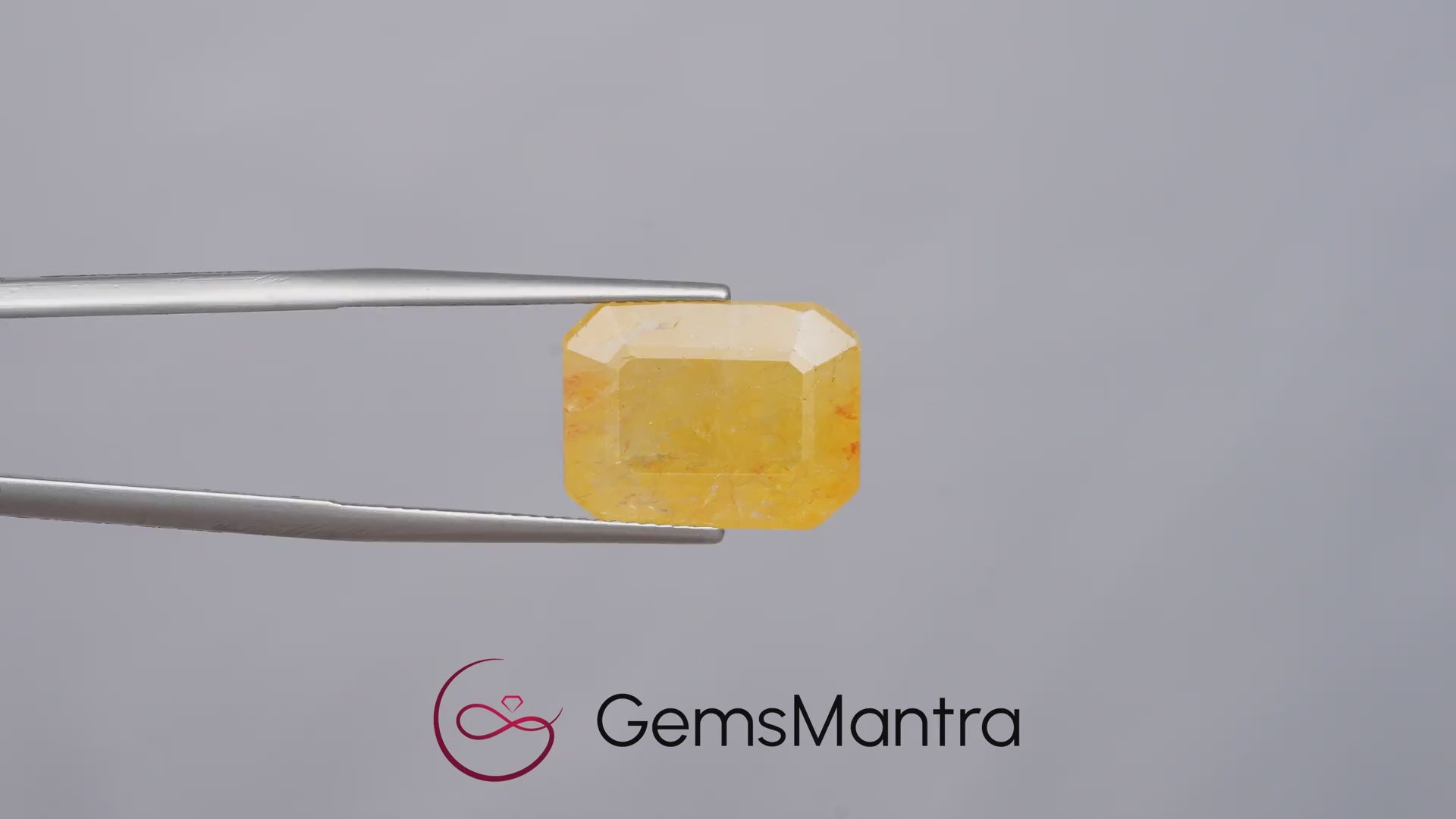 Yellow Sapphire (Pukhraj) – 13.6 Carat / 15 Ratti [GM10008]
