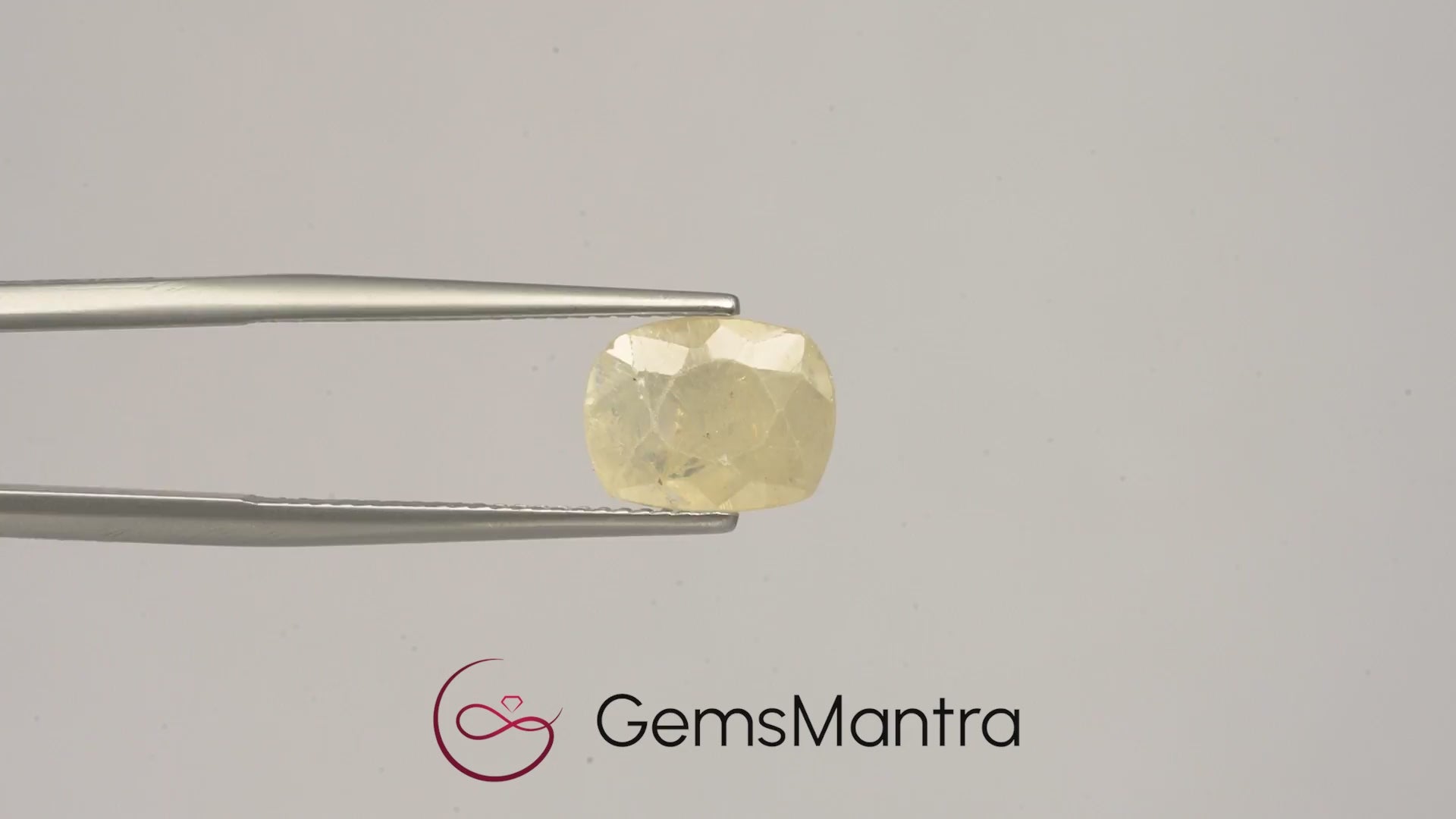 Yellow Sapphire (Pukhraj) – 3.85 Carat / 4.2 Ratti [GM03295]