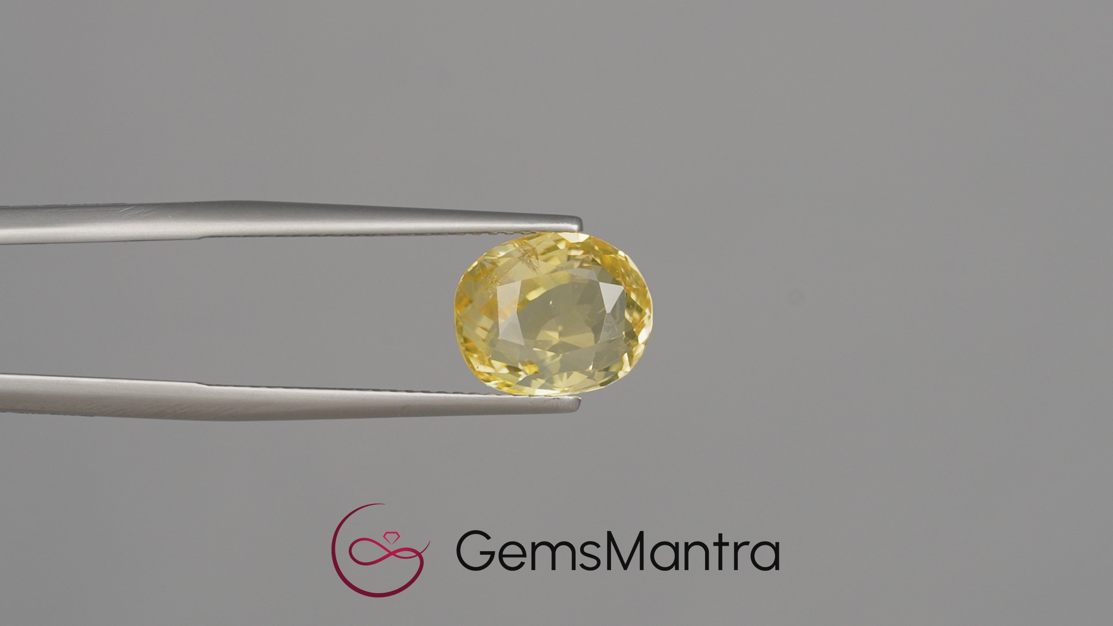 Yellow Sapphire - 5.88 Carats