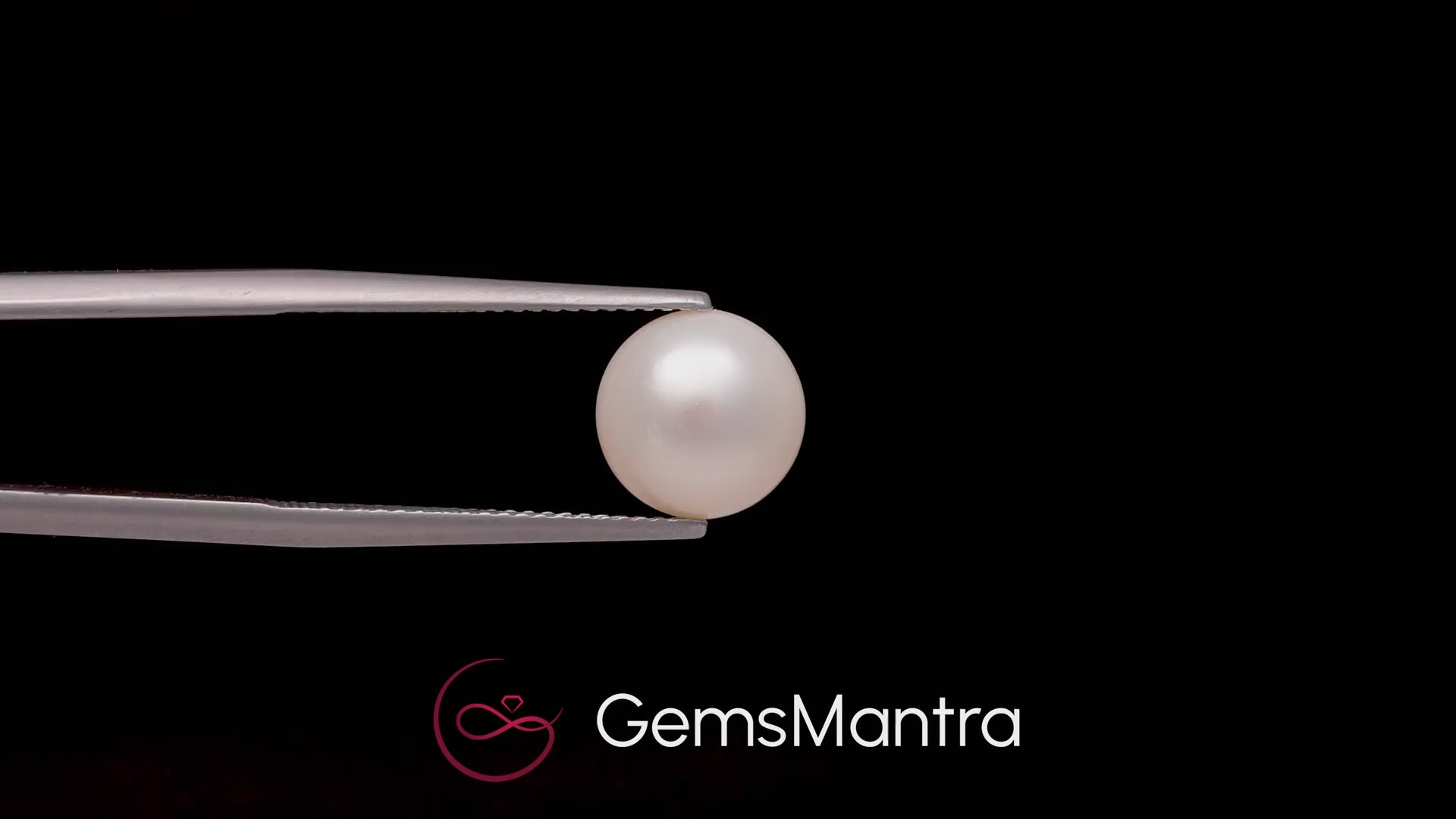 Pearl (Moti) – 4.9 Carat / 5.4 Ratti [GM09648]