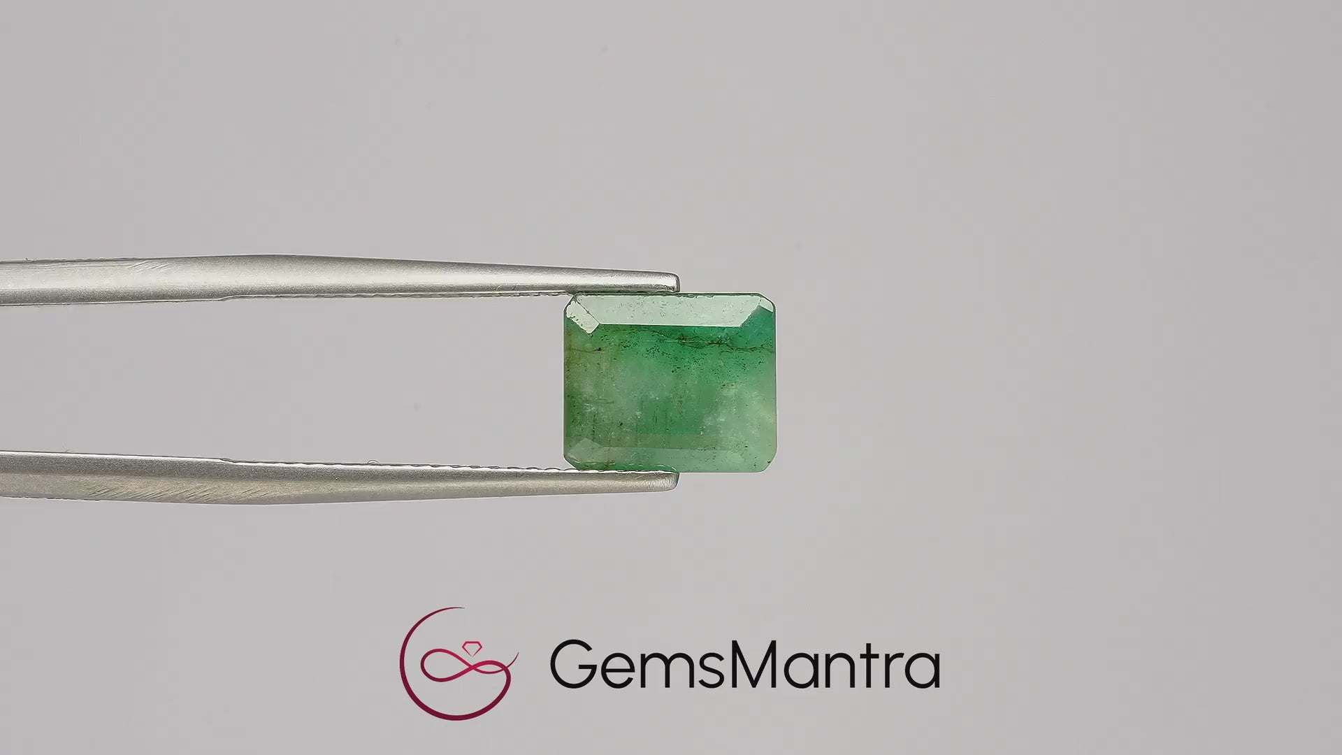 Brazilian Emerald (Panna) – 3.67 Carat / 4 Ratti [GM03493]