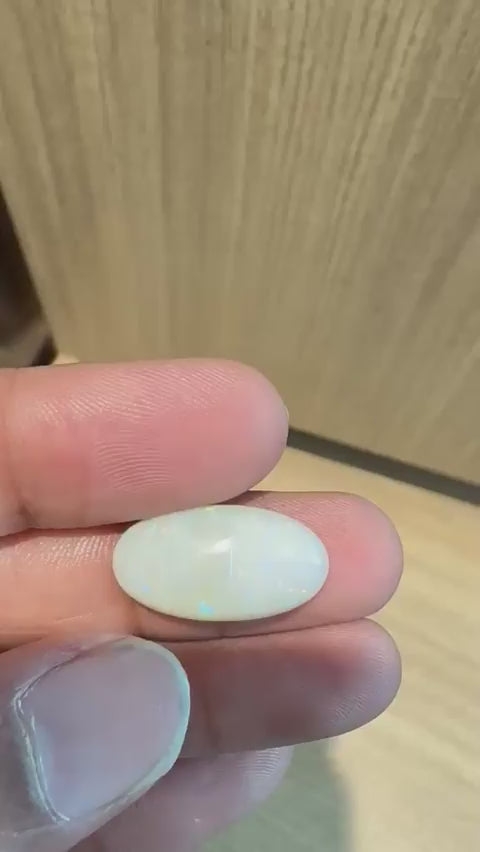 Fire Opal – 7.22 Carat / 7.9 Ratti – Natural