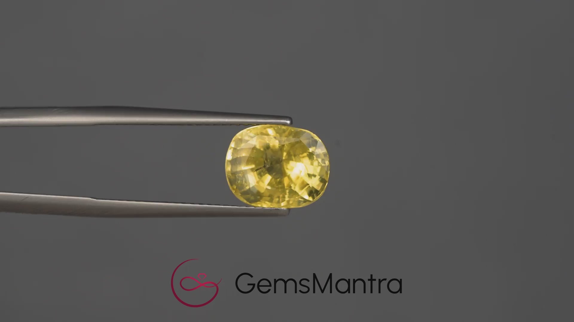 Yellow Sapphire - 5.57 Carats