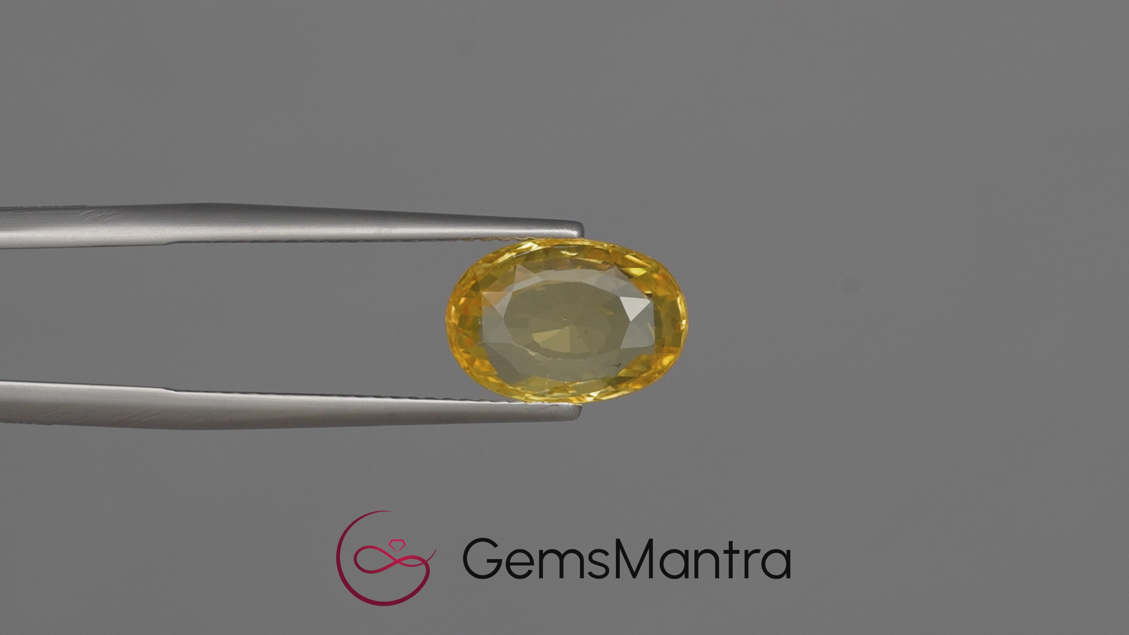 Yellow Sapphire - 4.55 Carats