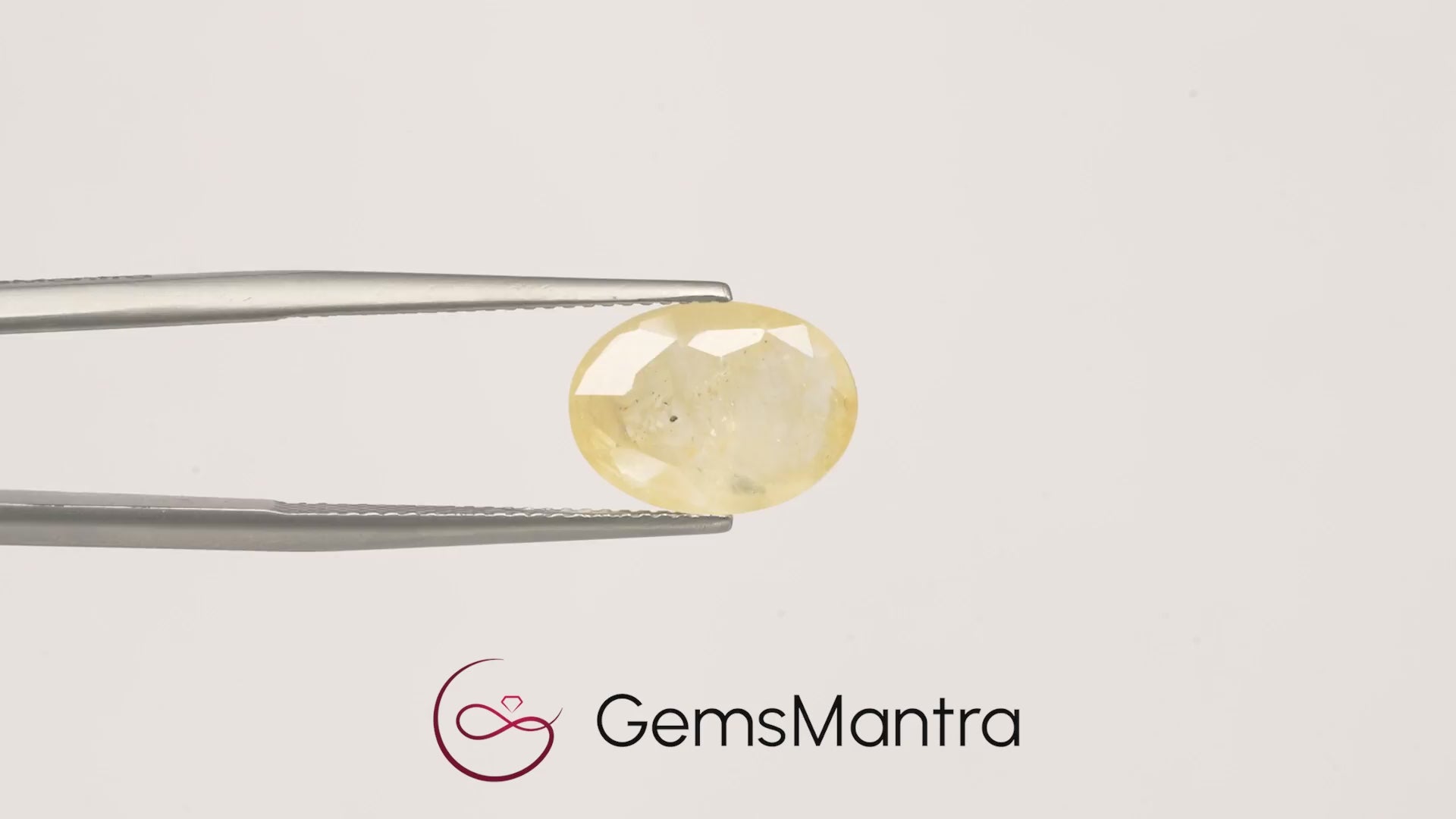 Yellow Sapphire (Pukhraj) – 6.21 Carat / 6.8 Ratti [GM08066]